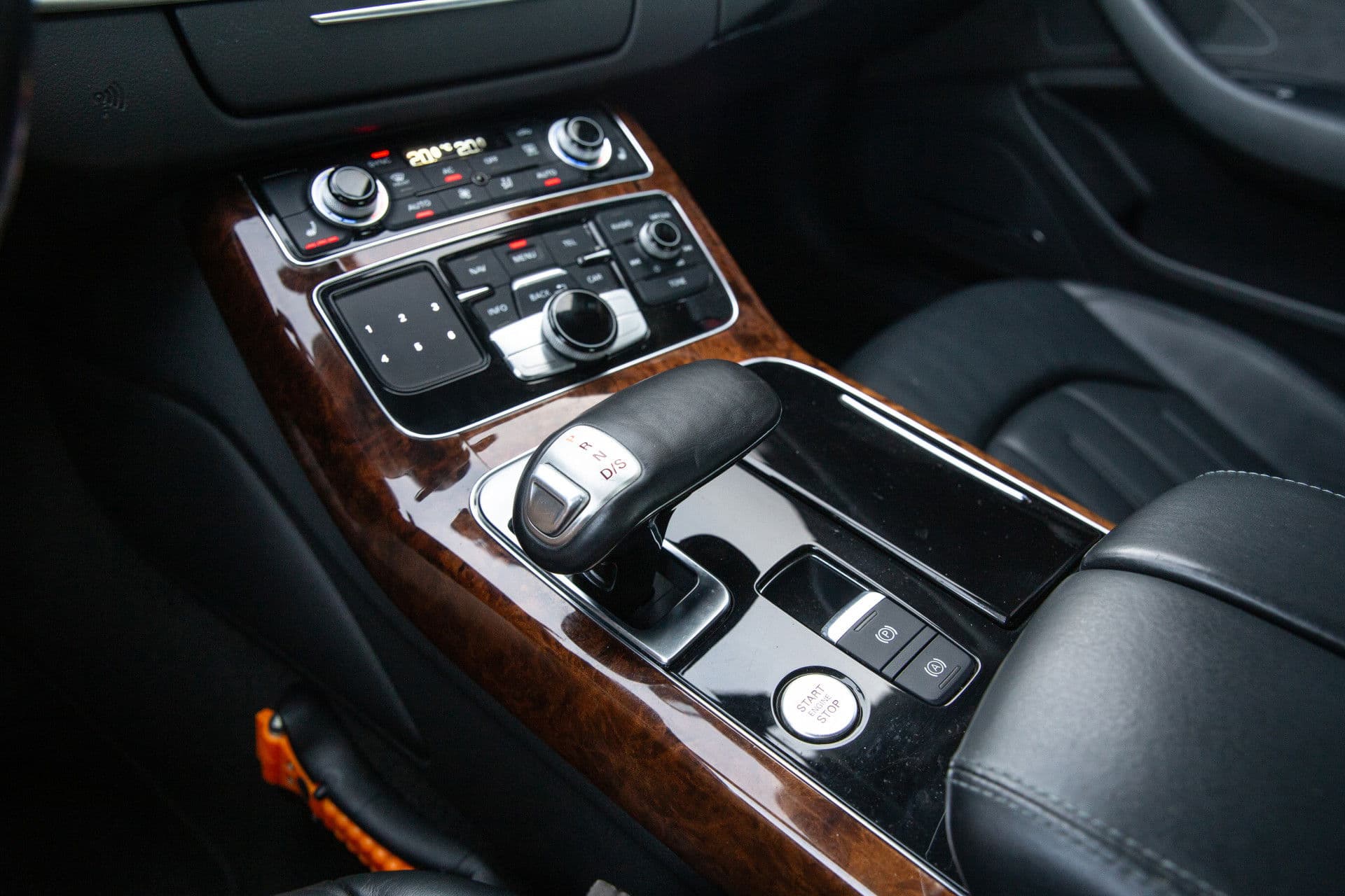 Audi A8 3.0 TFSI quattro Pro Line 290PK , Leder, Org. NL, Bose, Stoelverwarming Achterin thumbnail 6