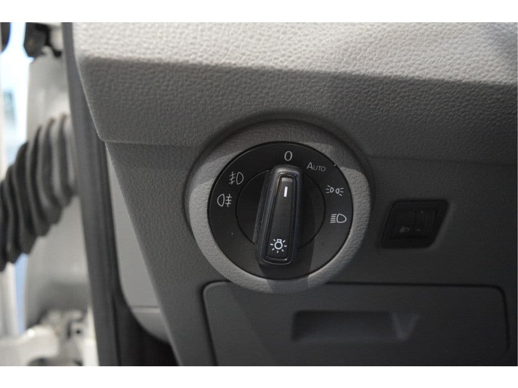 Volkswagen Transporter 2.0 TDI L2H1 navi airco cruise pdc trekhaak 110 pk !! thumbnail 16