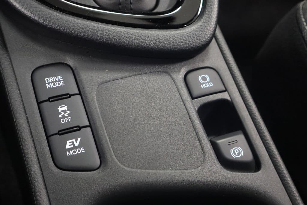 Toyota Yaris 1.5 Hybride 115 Dynamic | Comfort Pack | €3.000 korting thumbnail 17