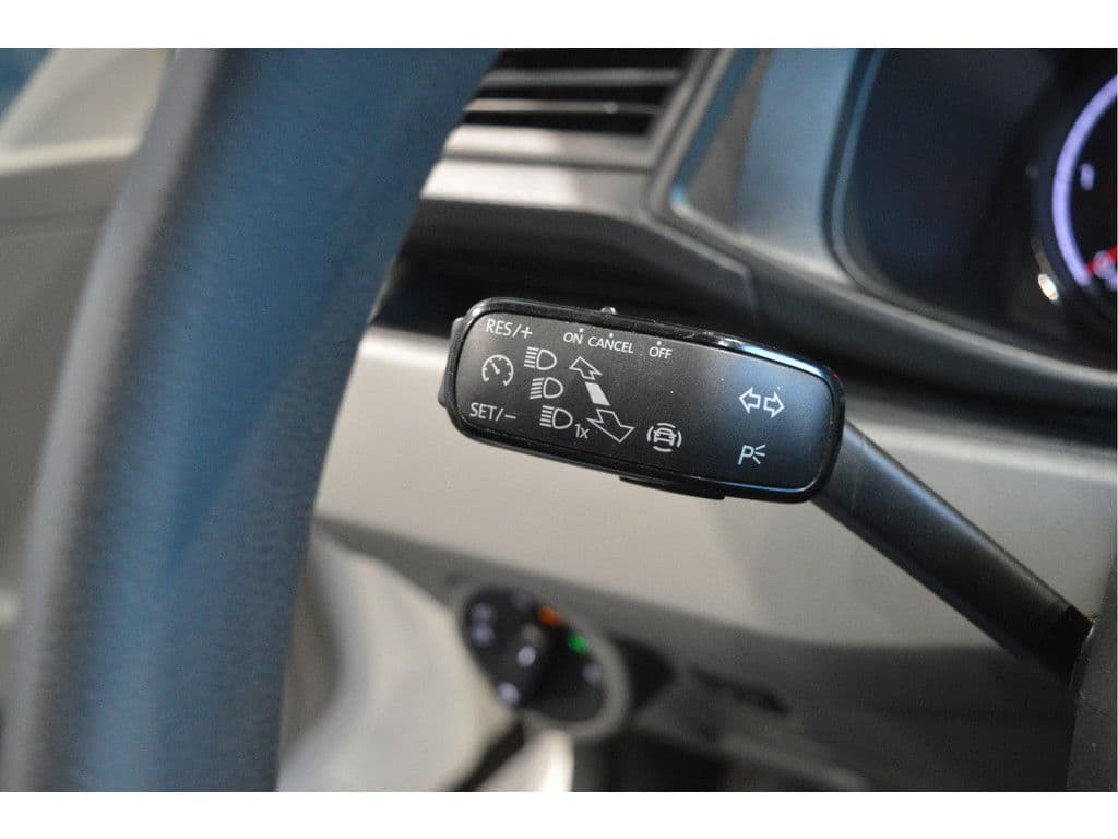 Volkswagen Transporter 2.0 TDI L2H1 airco cruise app connect trekhaak 150 pk !! thumbnail 18