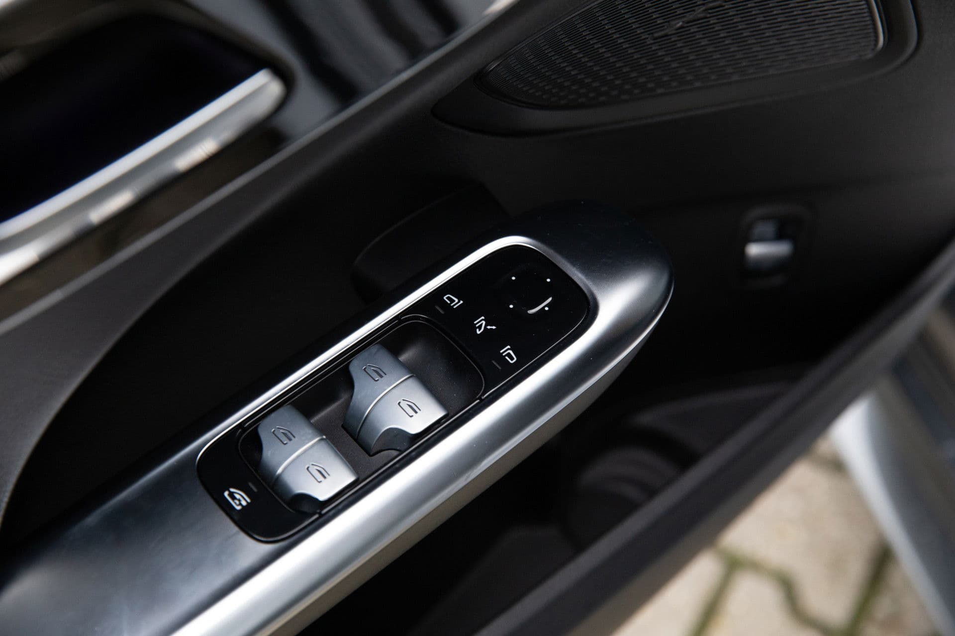 Mercedes-Benz C-Klasse Estate 200 Launch Edition AMG Line , Virtual cockpit, Leer, Sfeerverlichting, thumbnail 20