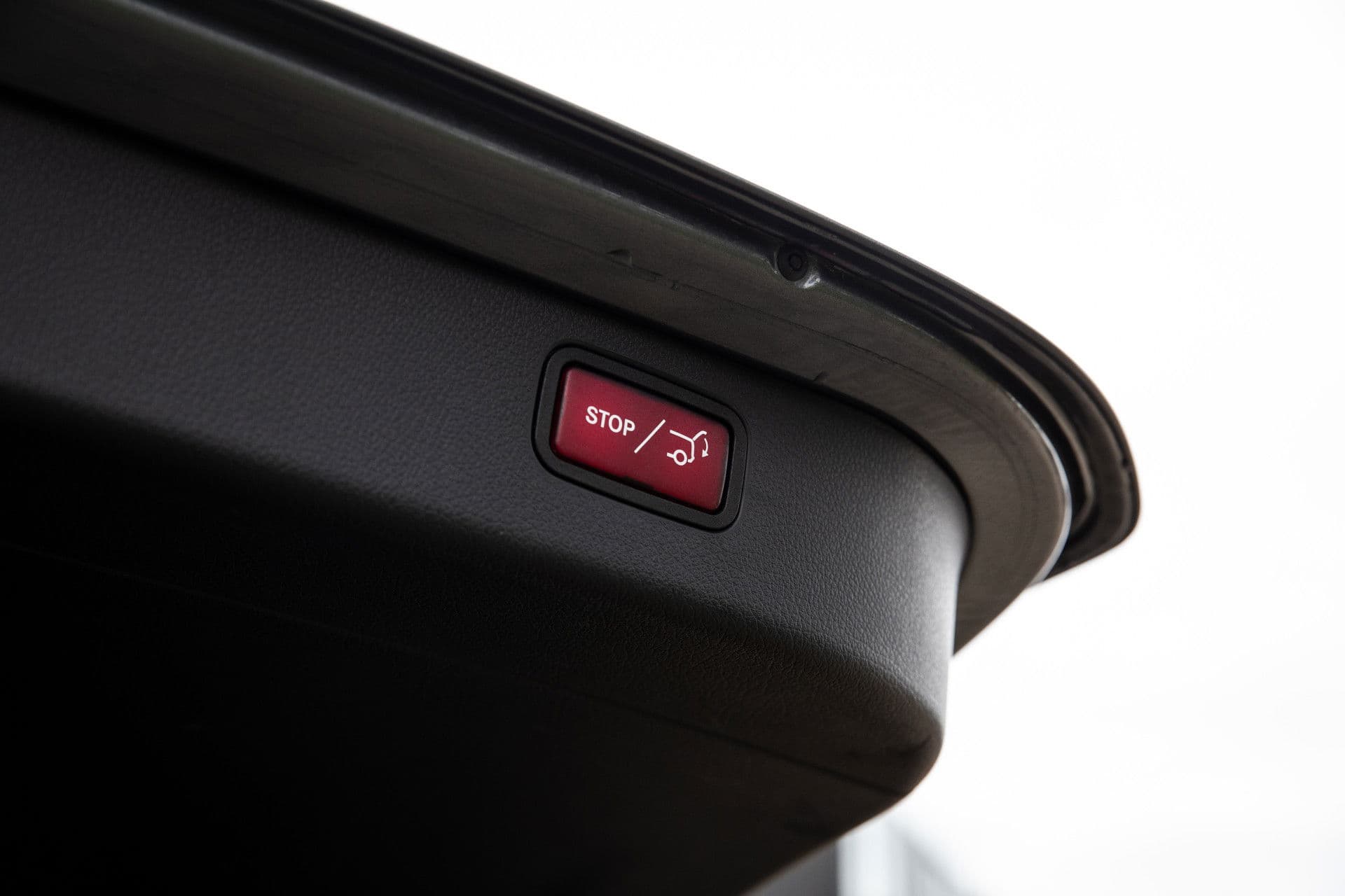 Mercedes-Benz C-Klasse Estate 200 Launch Edition AMG Line , Virtual cockpit, Leer, Sfeerverlichting, thumbnail 24