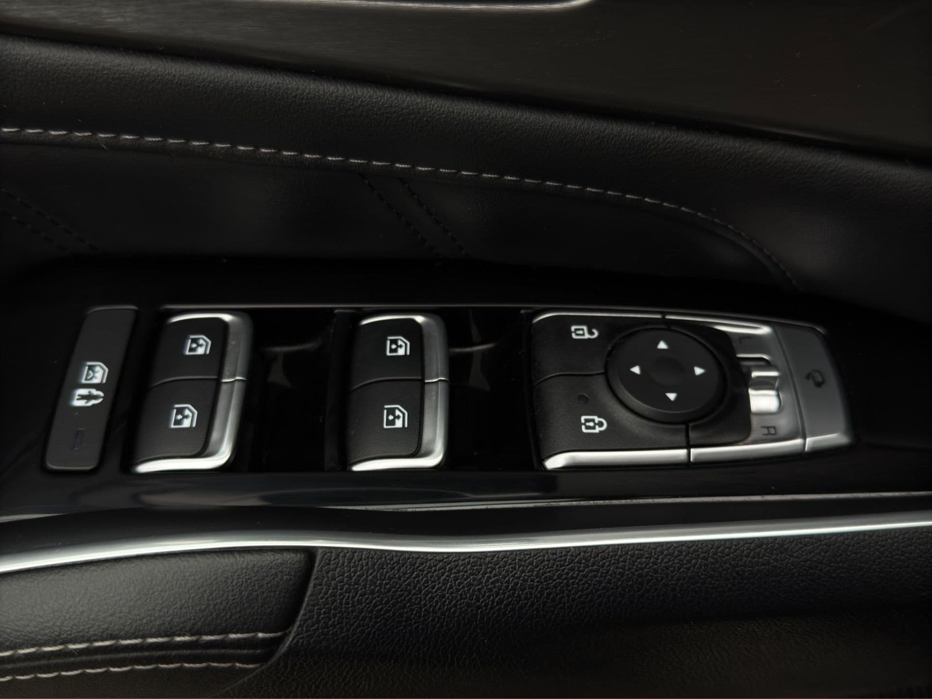 Kia Sorento 1.6 T-GDI Hybrid 2WD DynamicPlusLine 7p. | Pano | Adaptive | Stoelverw | thumbnail 25