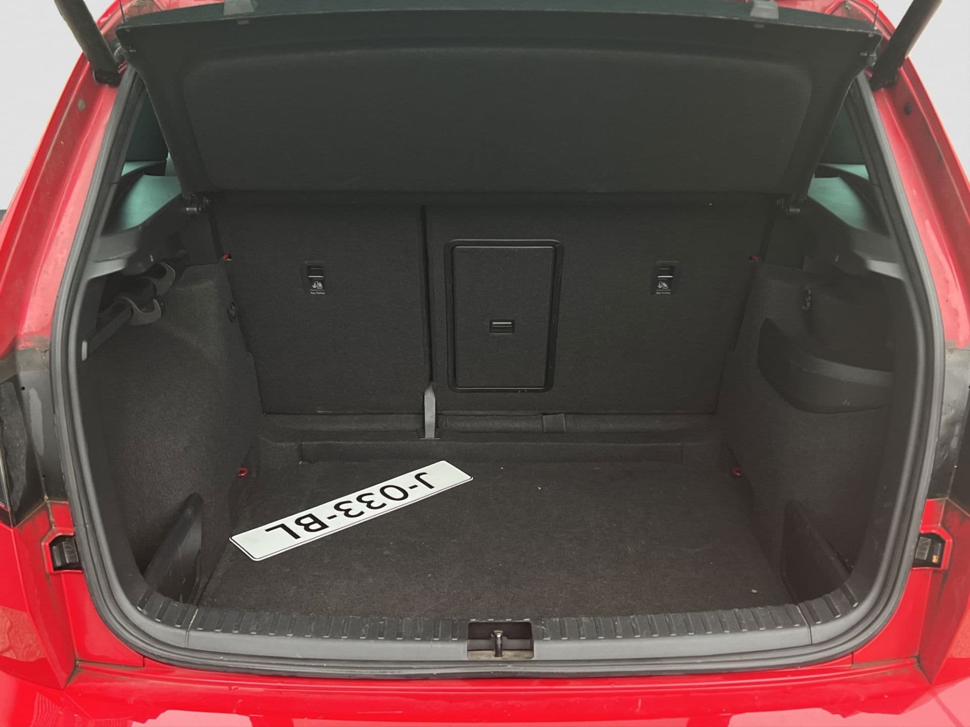 Škoda Karoq 1.5 TSI ACT Sportline Business | Pano | Adaptive | Trekhaak | Canton | Dodehoek det. | thumbnail 24