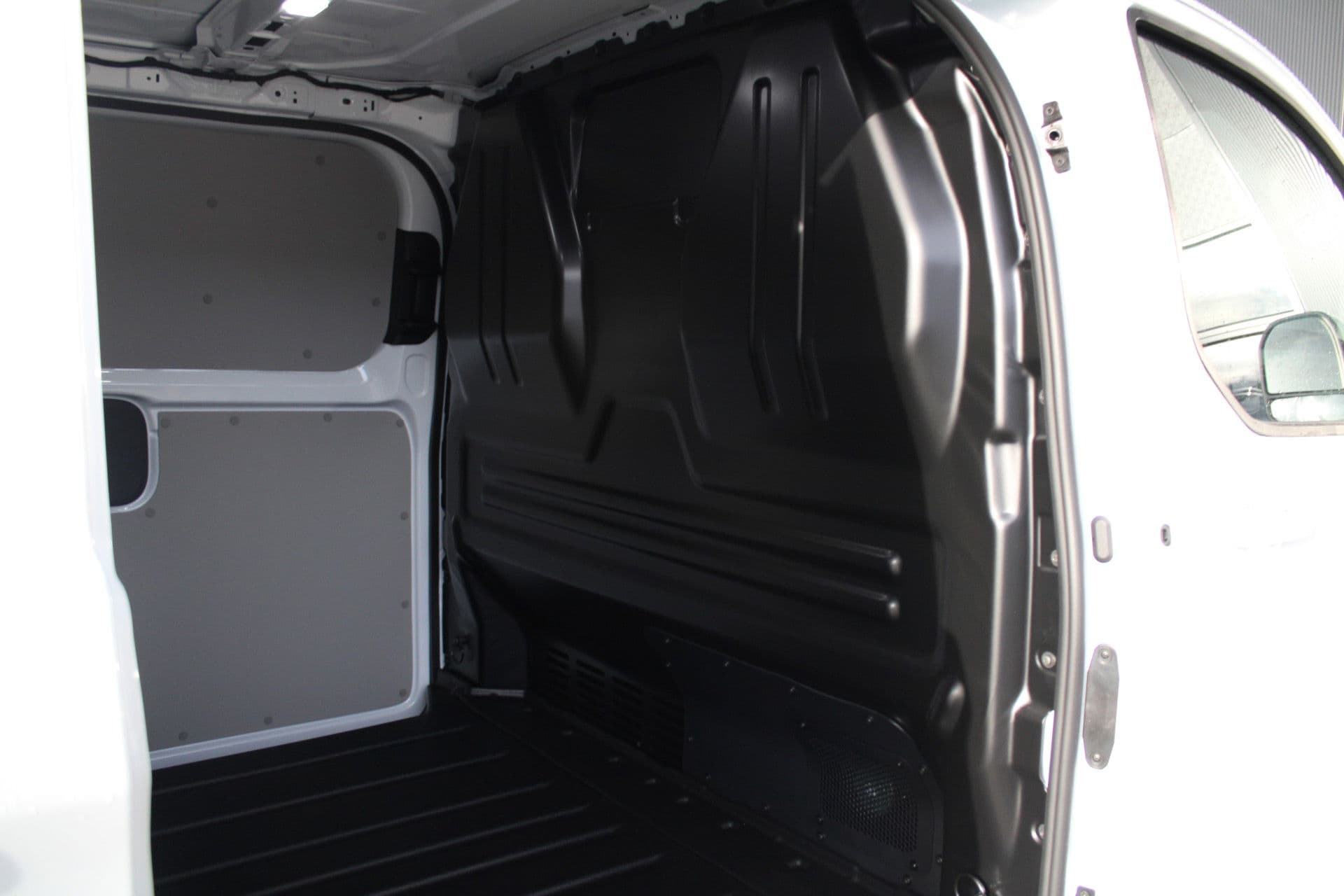 Ford E-Transit Custom 340 L2H1 Limited 65 kWh 218pk - 2x Schuif - LED - 360 Camera - B&O - ACC - Navi - Stoel/Stuurverwarming - Rijklaar thumbnail 25