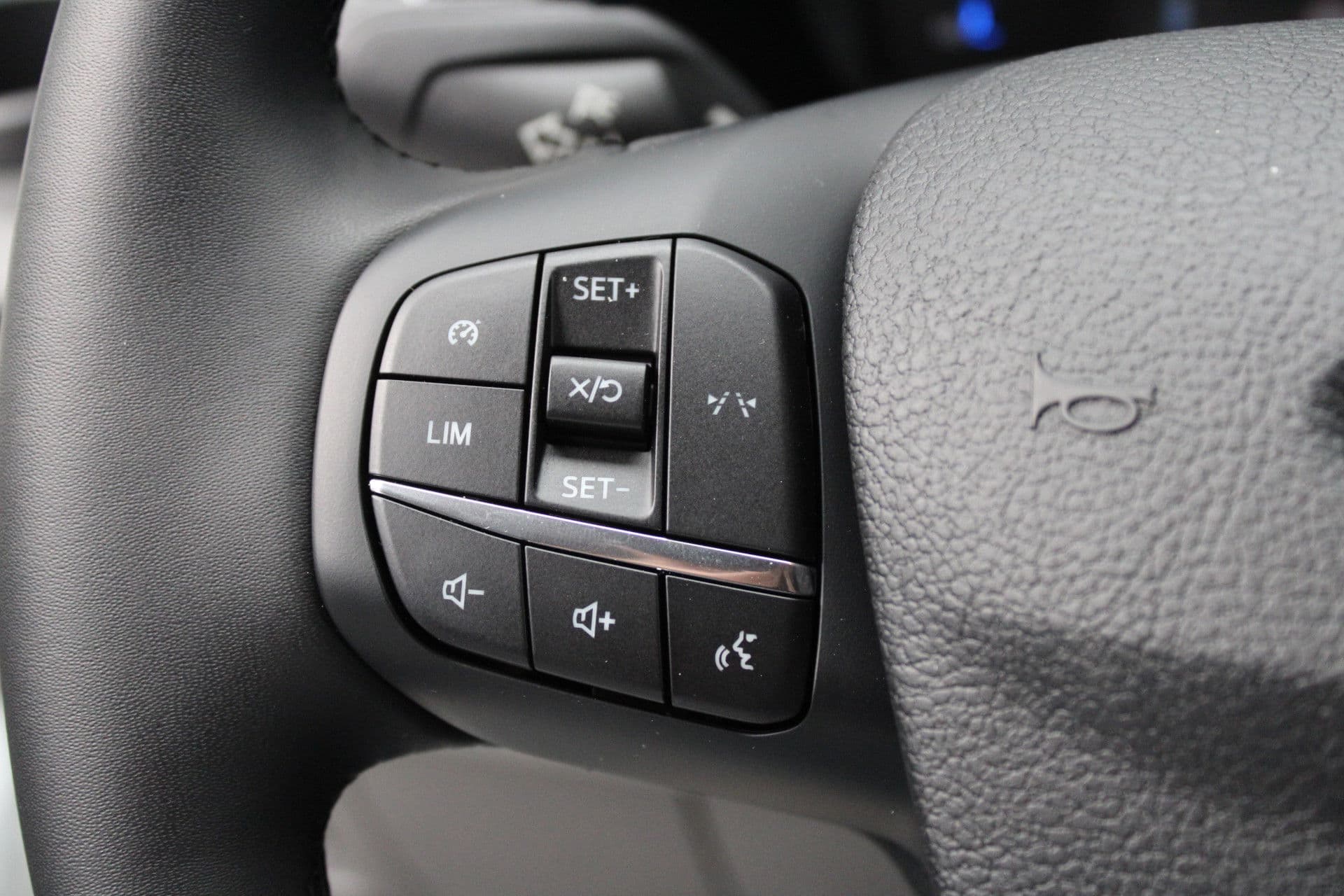 Ford Transit 350 2.0 TDCI L4H3 Trend 165pk RWD - Carplay - Android - Cruise - Camera - 270gr deuren - Rijklaar thumbnail 12