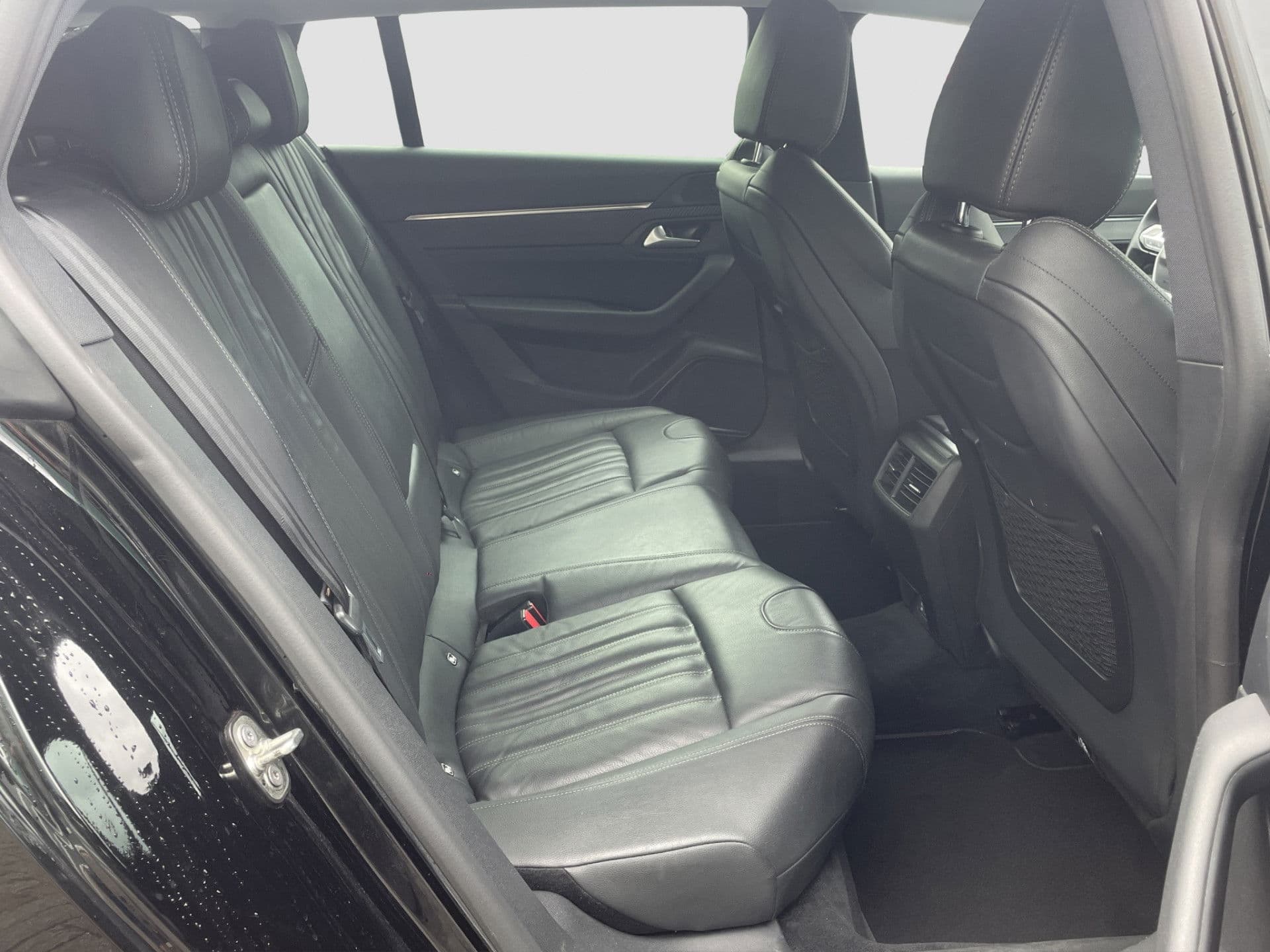 Peugeot 508 SW 1.6 HYbrid GT Line | Massage | Vol leer | Stoel verw. | Carplay thumbnail 19