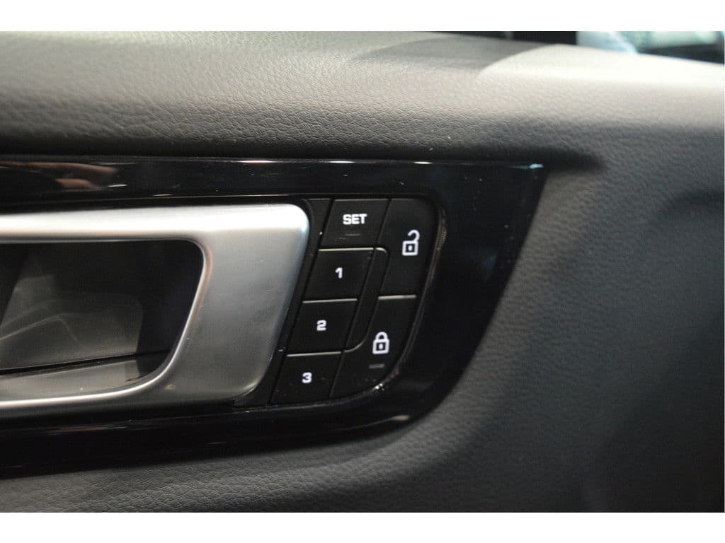 Porsche Cayenne Coupé 3.0 E-Hybrid Platinum Edition Bose pano trekhaak 22 inch !! thumbnail 18