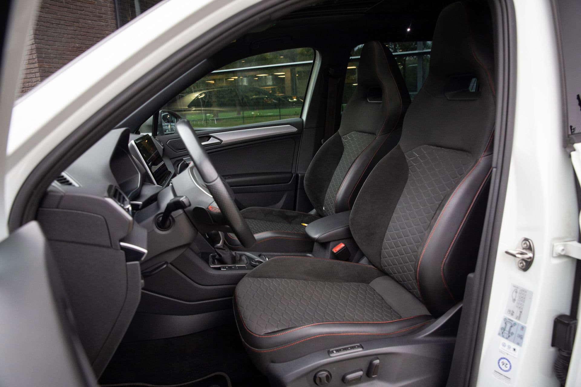 SEAT Tarraco 1.4 TSI e-Hybrid PHEV Xperience Business Intense FR , Adaptive cruise, Panoramadak, Trekhaak, thumbnail 3