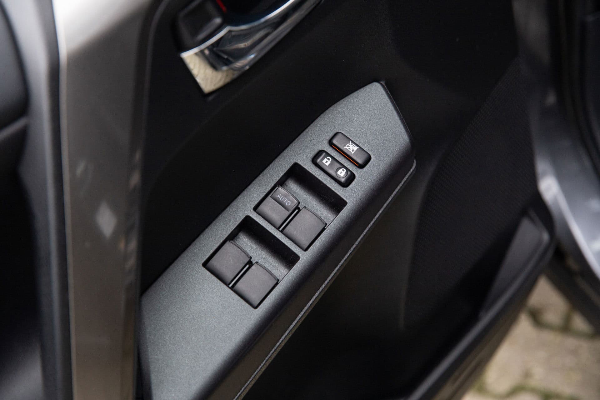 Toyota RAV4 2.5 Hybrid Black Edition , Panoramadak, Trekhaak, thumbnail 22