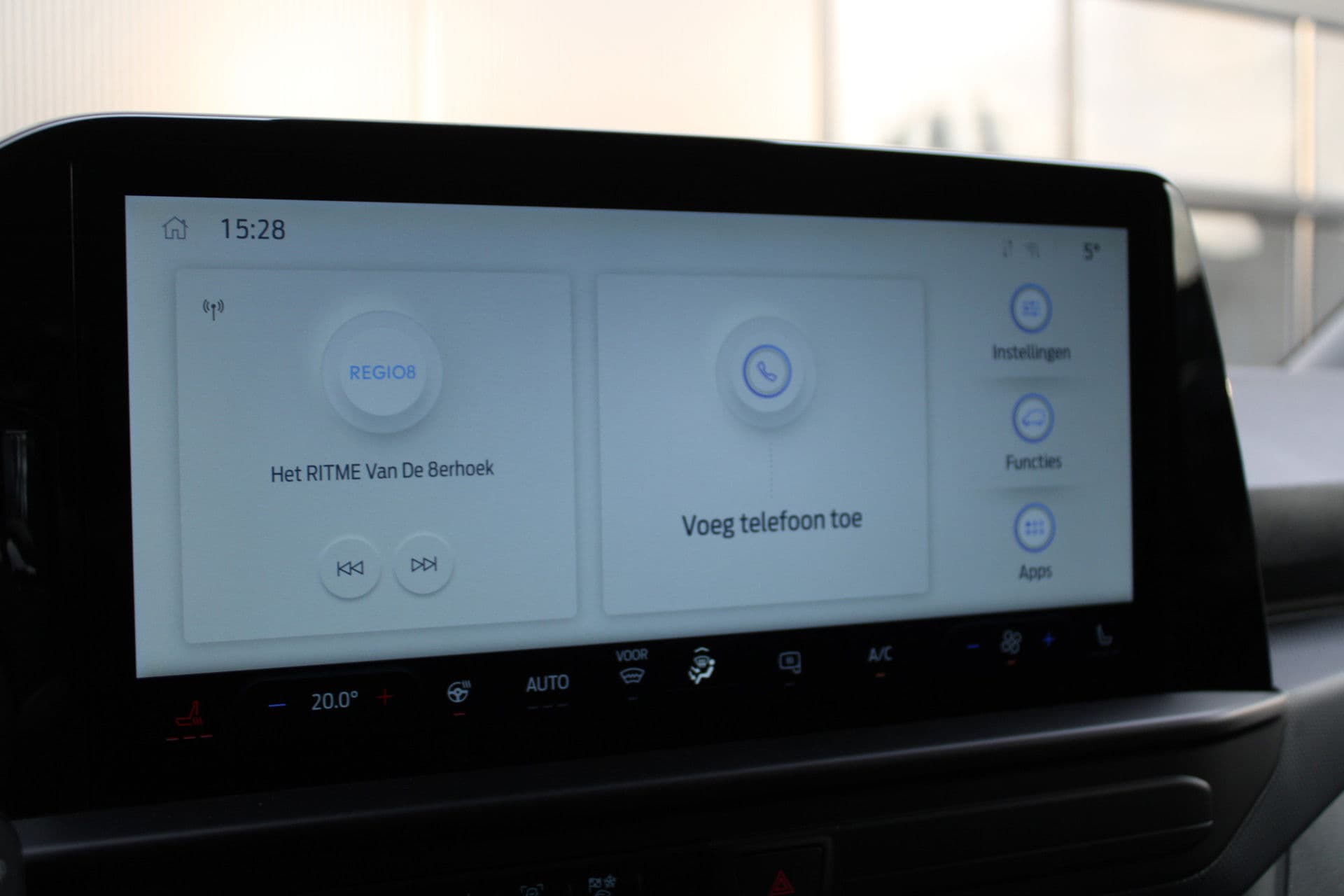 Ford Transit Custom 320 2.5 PHEV L2H1 Limited 232pk - 2x Schuifdeur - Trekhaak - Stoel/Stuurverwarming - ACC - Blindspot - Keyless - Rijklaar thumbnail 26