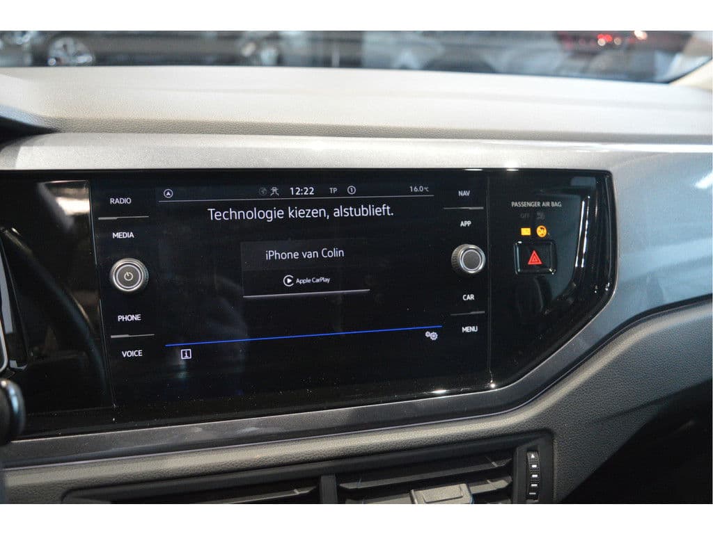 Volkswagen Polo 1.0 TSI R-LINE clima cruise pano camera led 17 inch !! thumbnail 22