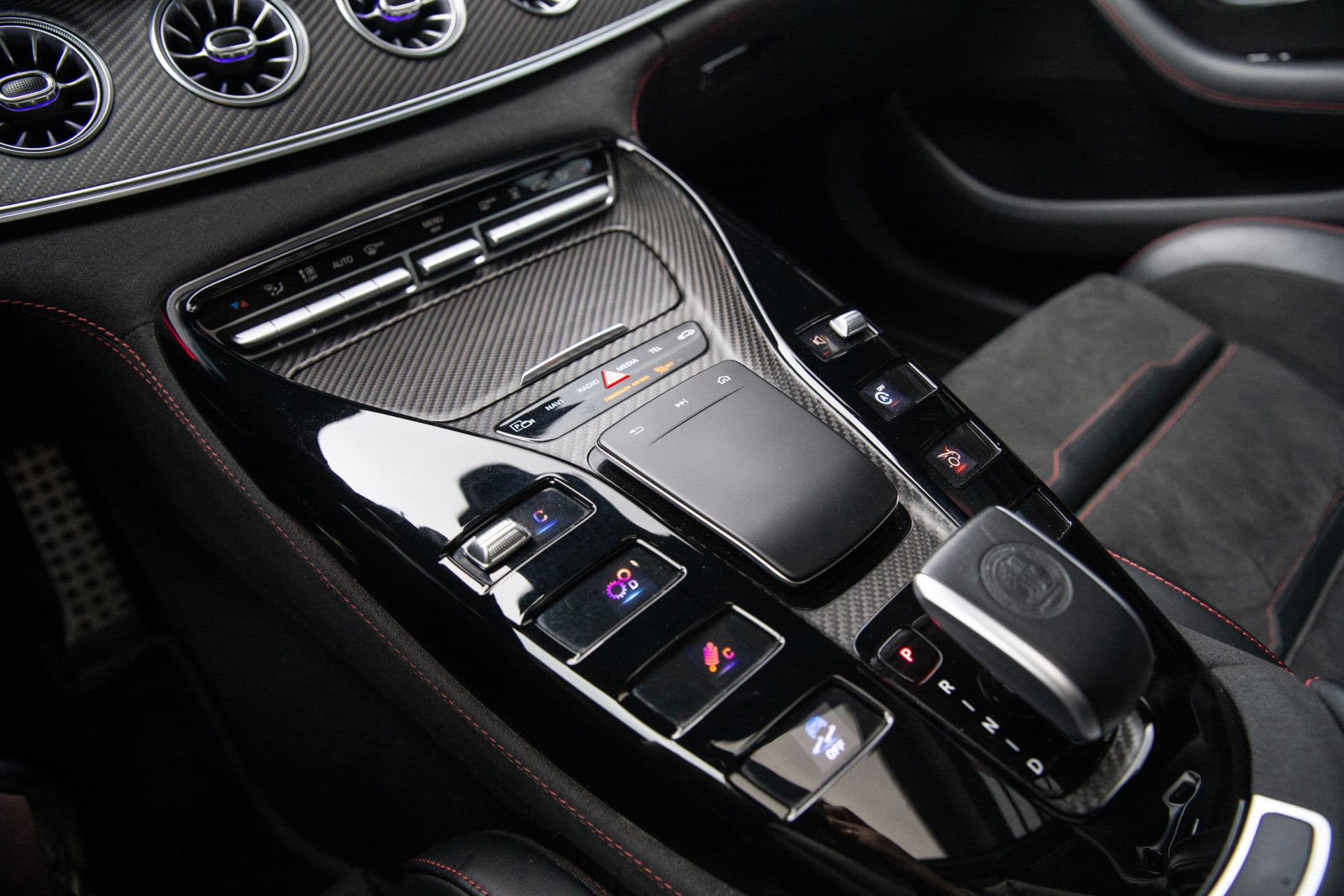 Mercedes-Benz AMG GT 4-Door Coupe AMG 63 S 4MATIC+ Edition 1 , 4-wielbesturing, Panoramadak, Burmester, HUD, 640PK thumbnail 6