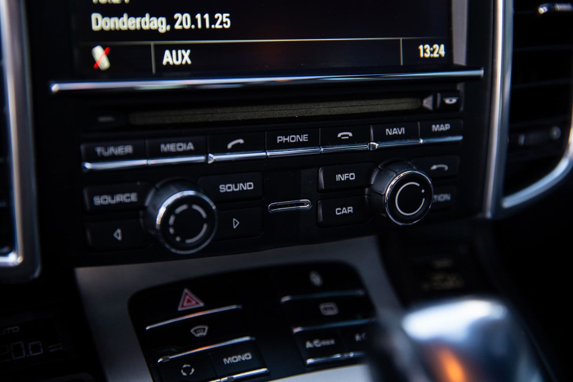 Porsche Cayenne 4.8 GTS , Panoramadak, Cruise control, Memory-seat, Achteruitrijcamera thumbnail 18