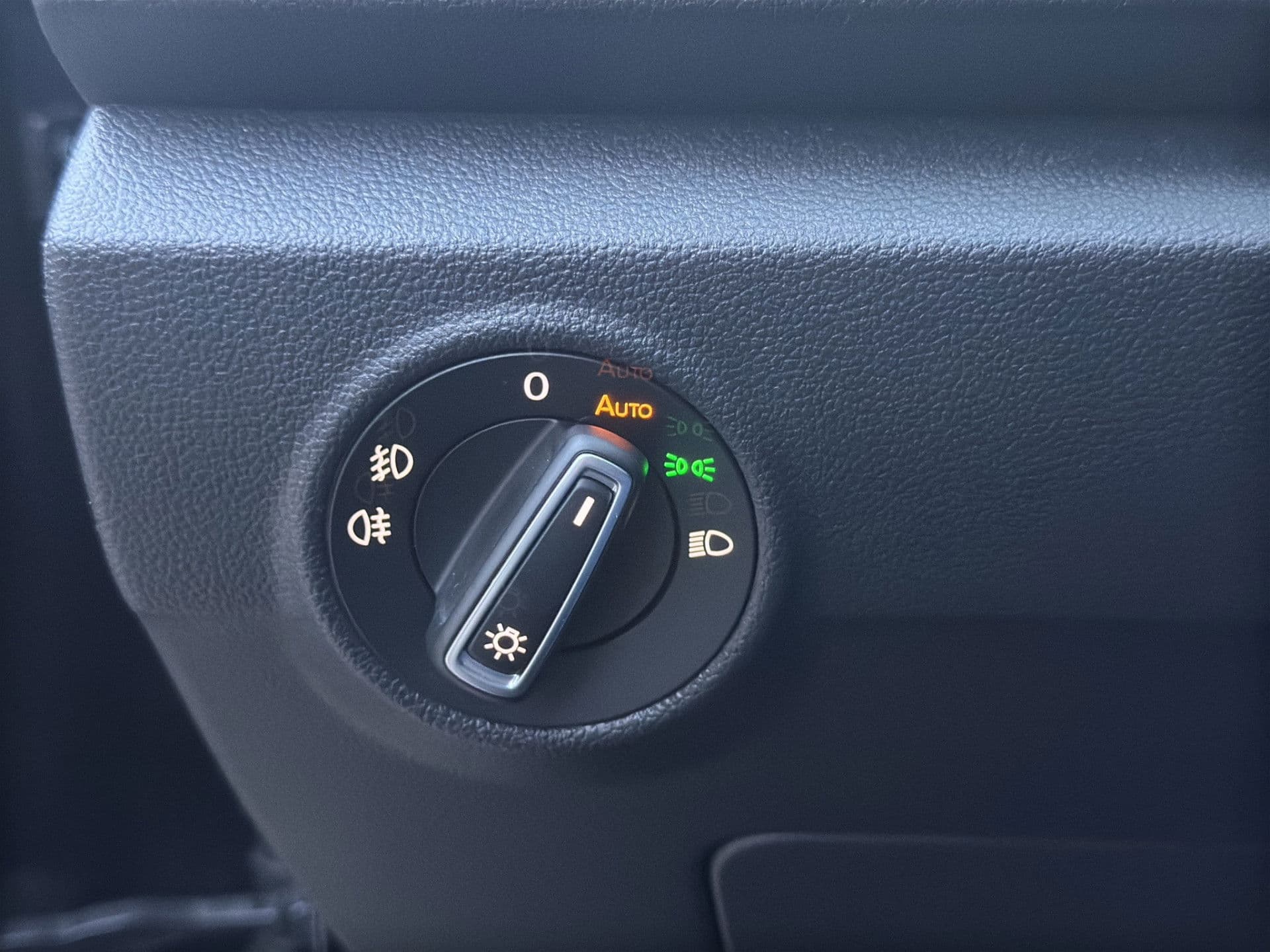 Volkswagen T-Roc 1.5 TSI Style | Adaptive | Apple Carplay | PDC | NL Auto thumbnail 13