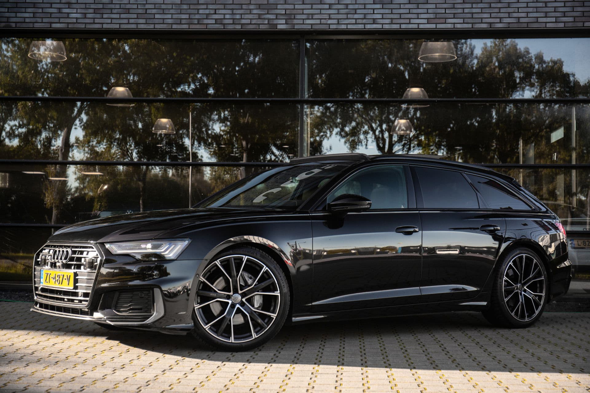 Audi A6 Avant 50 TDI quattro Design Pro Line Plus , Luchtvering, Trekhaak, Panoramadak, 3D-camera thumbnail 2