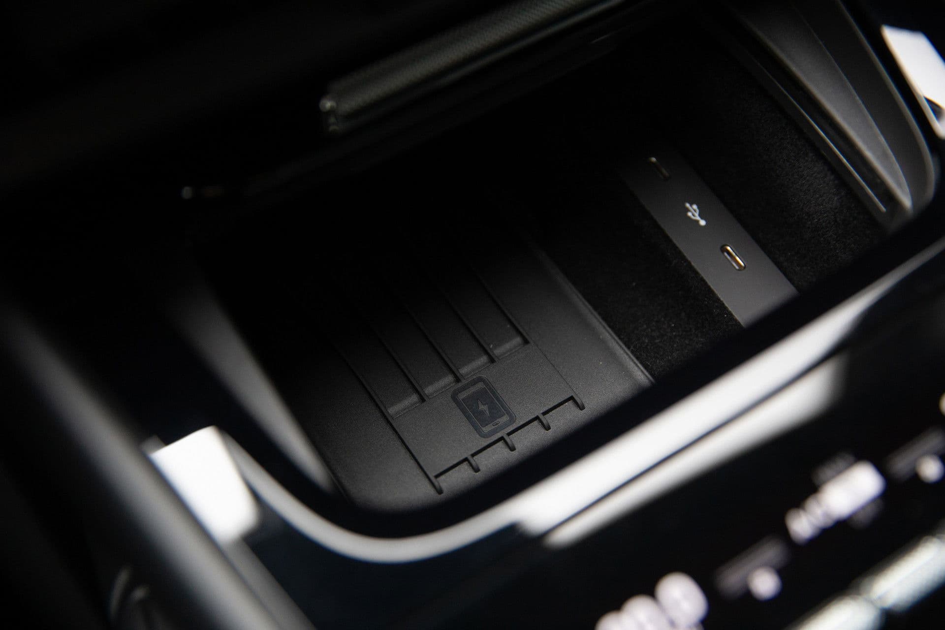 Porsche Cayenne 3.0 E-Hybrid , Sport Chrono, Luchtvering, Softclose, HUD, Pano, thumbnail 37