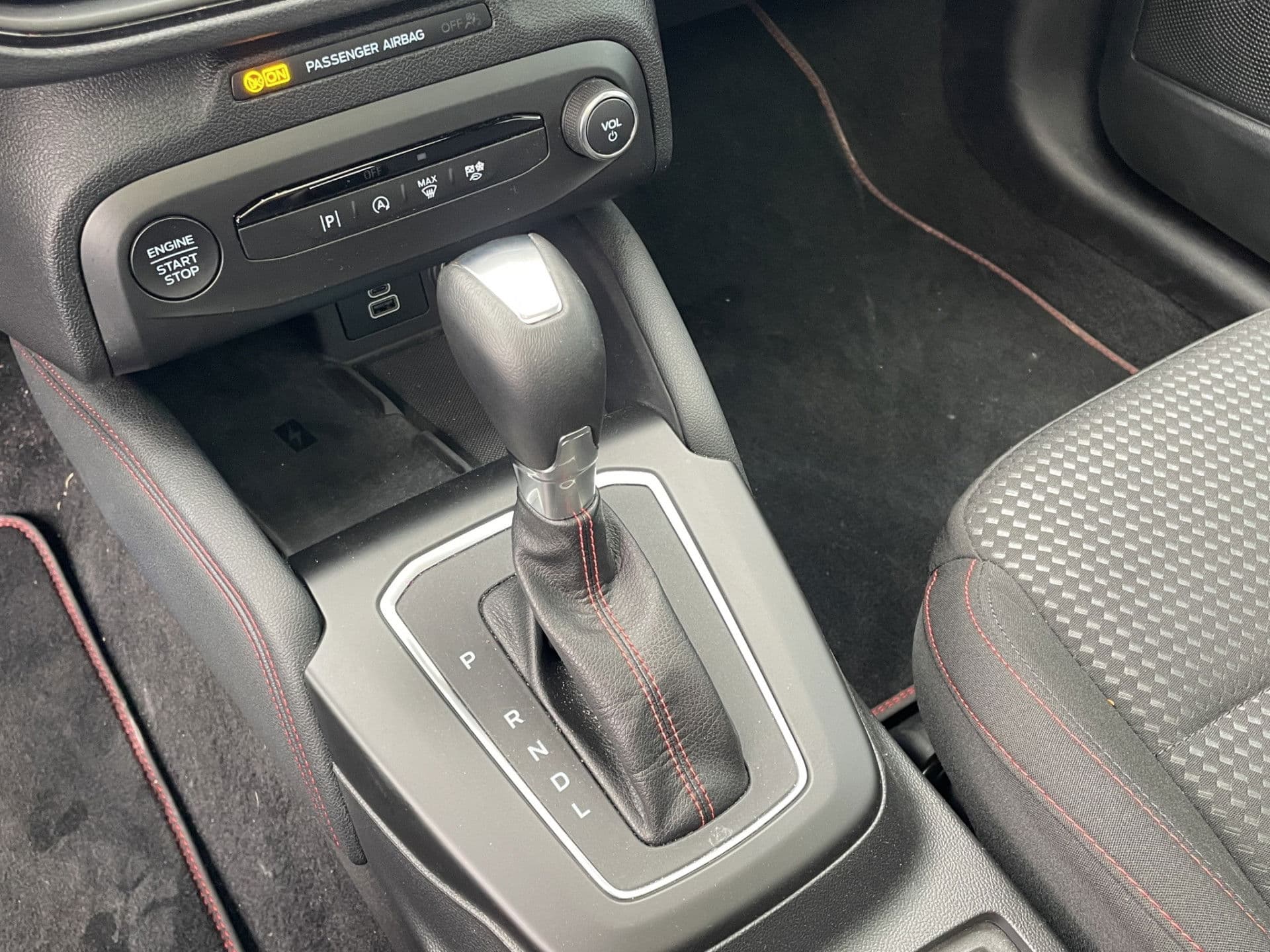 Ford Focus 1.0 Hybrid ST Line X | Virtual | Winter | Pano | Matrix thumbnail 23