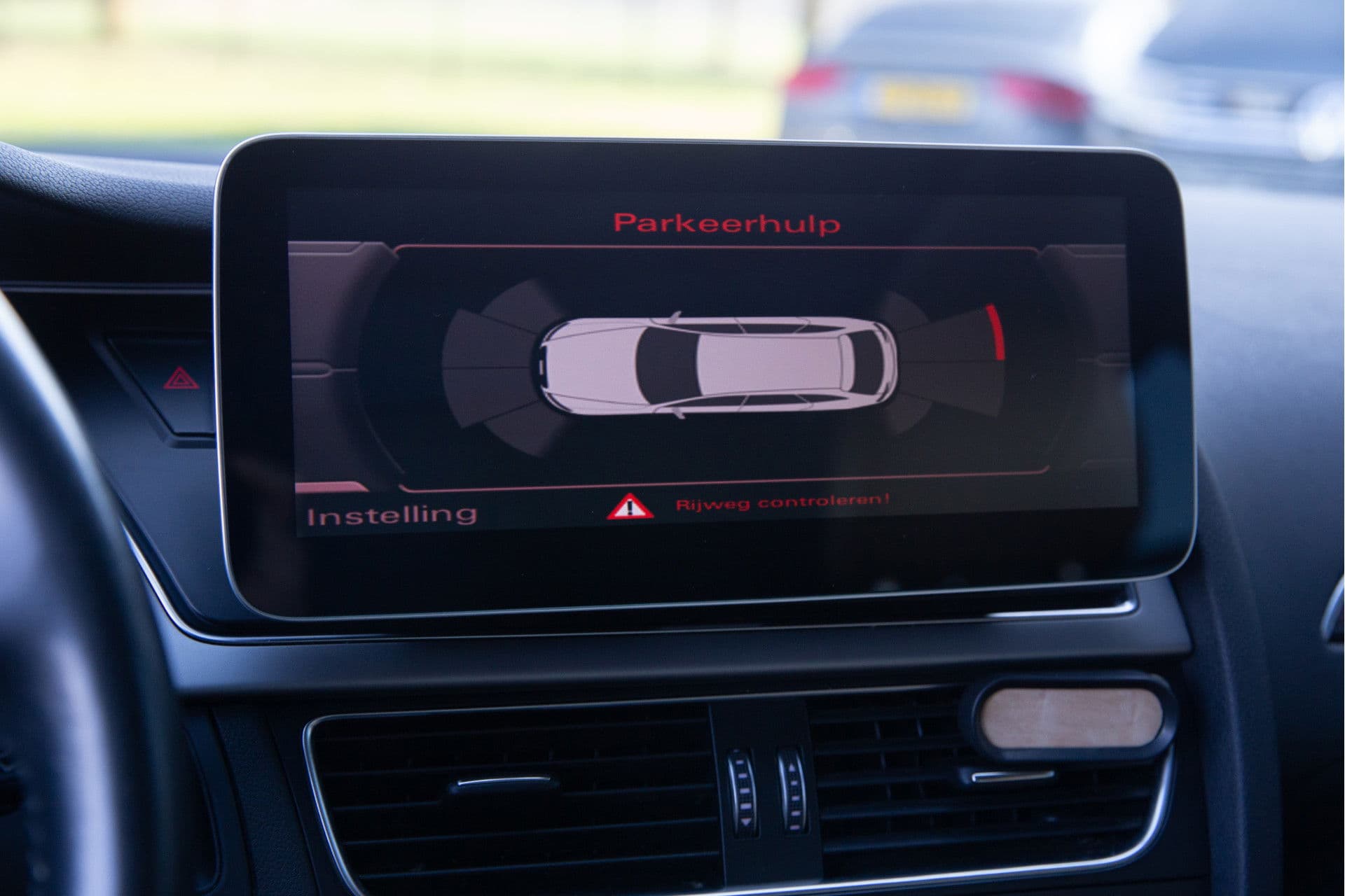 Audi A4 Avant 1.8 TFSI Business Edition , Stoelverwarming, Panoramadak, Apple Carplay, Keyless entry thumbnail 18