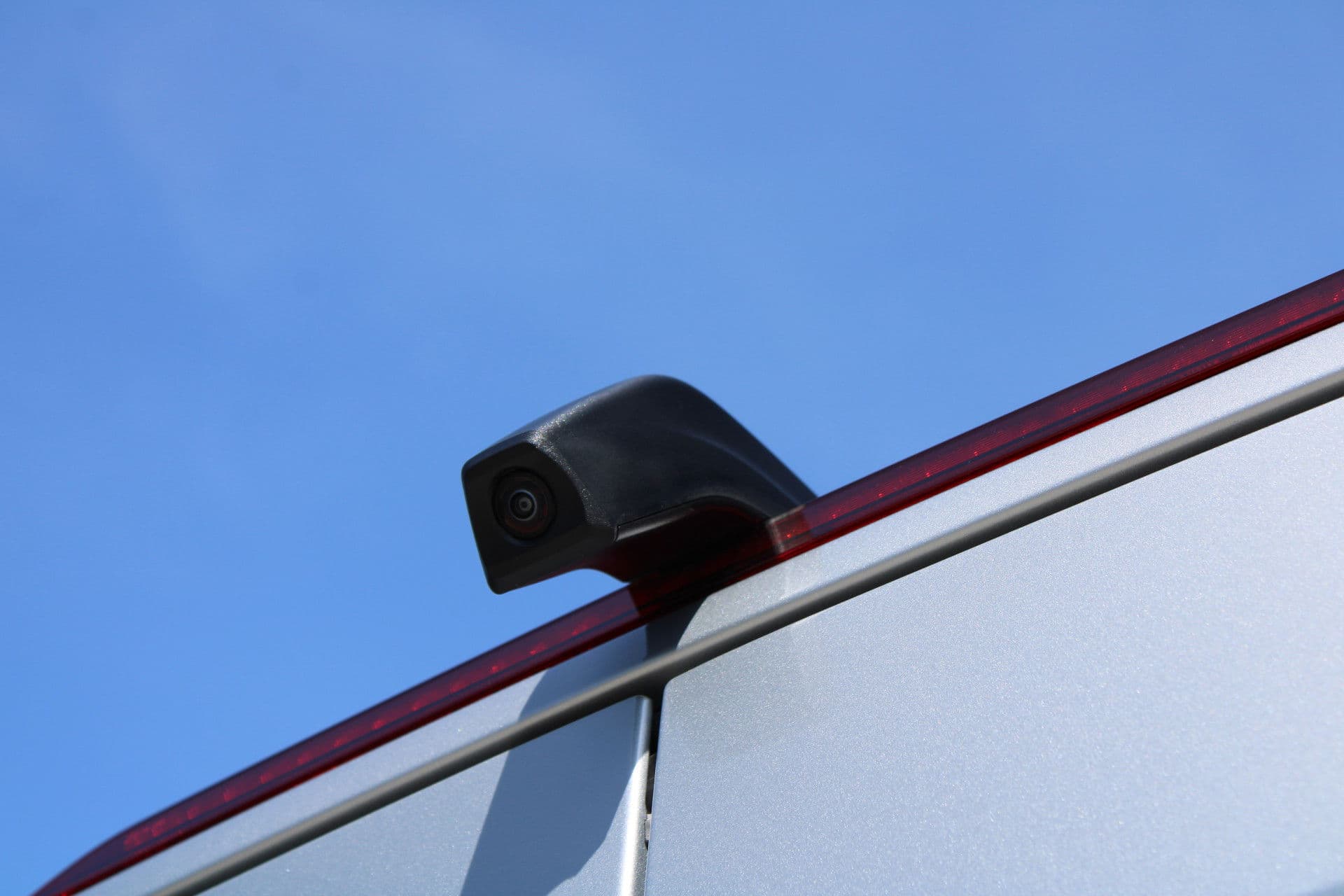 Volkswagen Crafter 35 2.0 TDI L3H2 177pk - Facelift - Navigatie - LED - Geveerde stoel - Virtual cockpit - Camera - Verwarmd stuur - Stoelverwarming - Rijklaar thumbnail 25