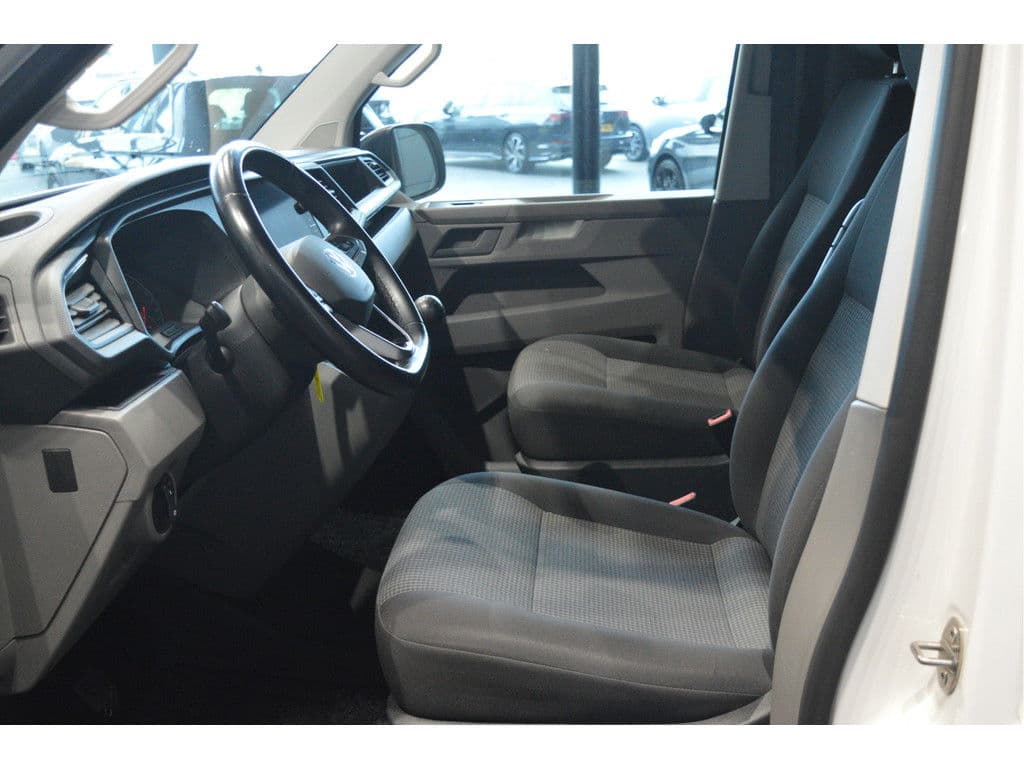 Volkswagen Transporter 2.0 TDI L2H1 airco navi cruise pdc trekhaak 150 pk !! thumbnail 15