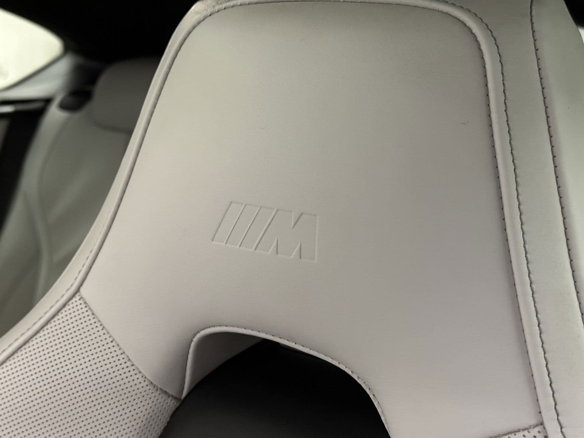 BMW X6 M | Pano | H&K | Memory | Trekhaak | Elek achtkl | thumbnail 17