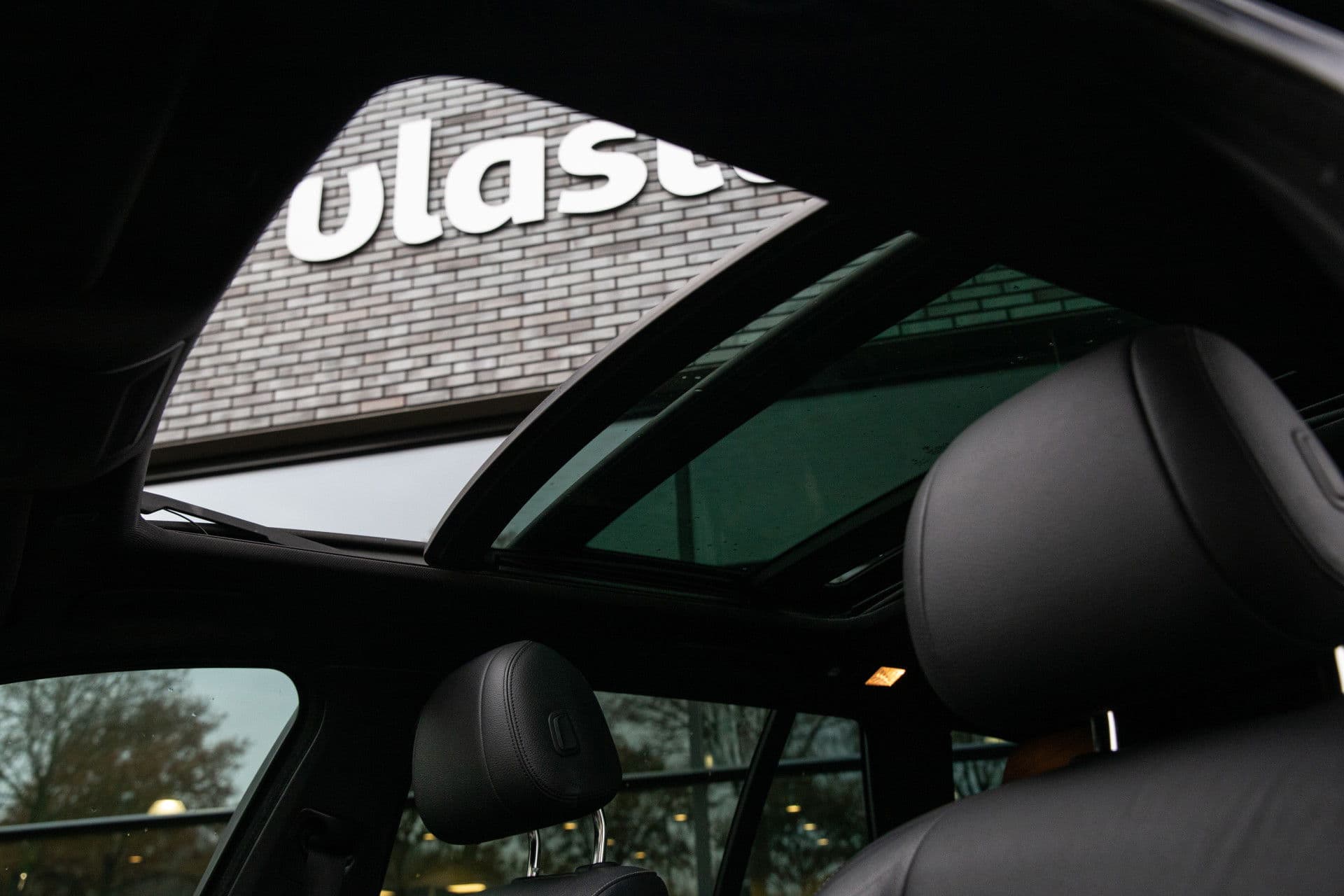 BMW 5 Serie Touring 530xd M Sport Edition High Executive , Panoramadak, Adap. cruise, Trekhaak, thumbnail 4