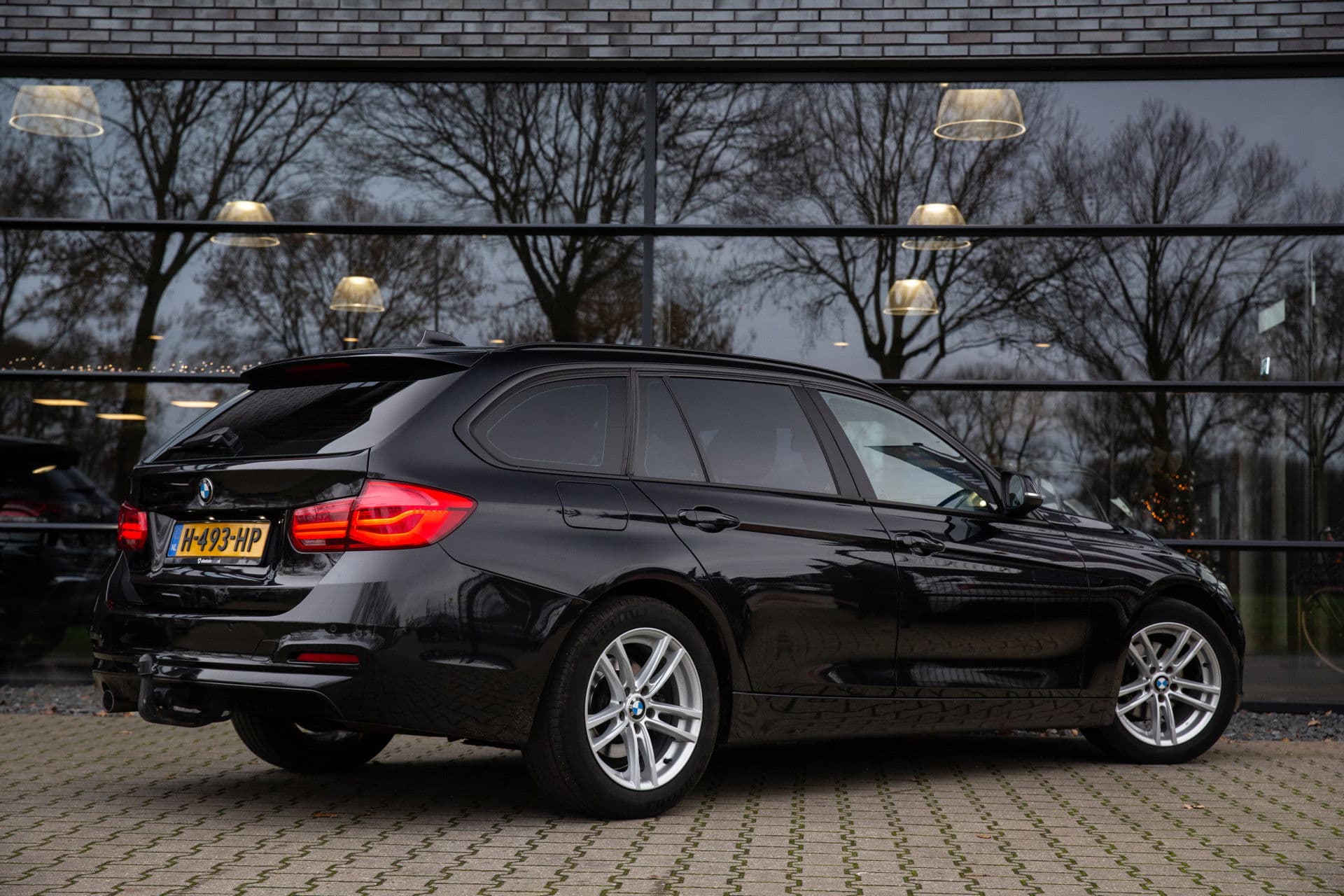 BMW 3 Serie Touring 318d Centennial Executive , Automaat, Trekhaak, thumbnail 2