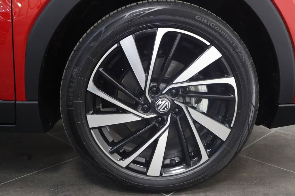 MG ZS Hybrid+ 1.5 Luxury thumbnail 30