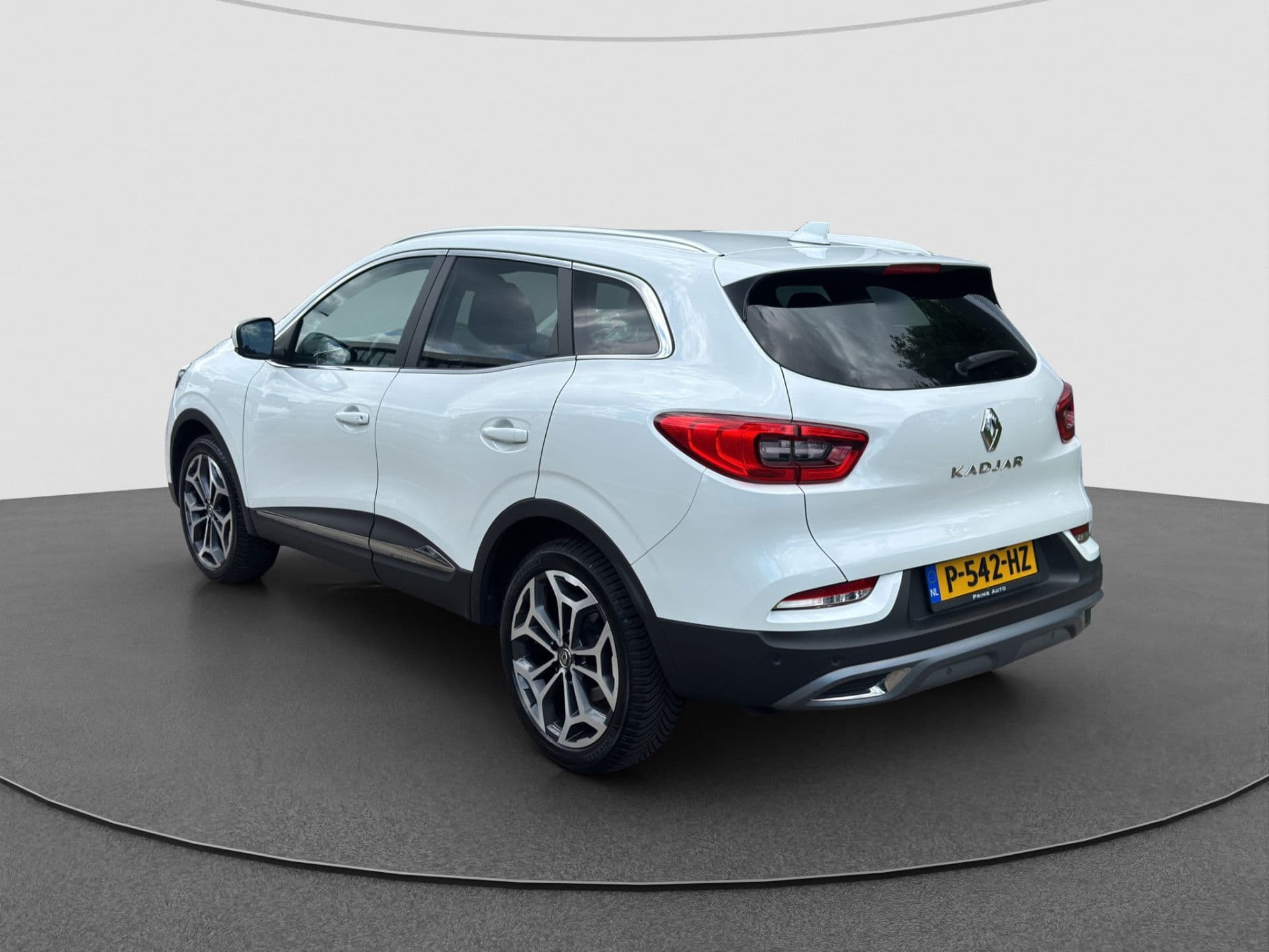 Renault Kadjar 1.3 TCe Zen | Blis | Bose | Keyless thumbnail 8