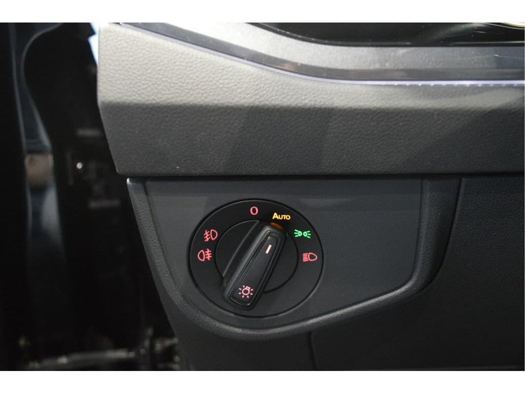 Volkswagen Polo 1.0 TSI R-LINE clima cruise pano camera led 17 inch !! thumbnail 20