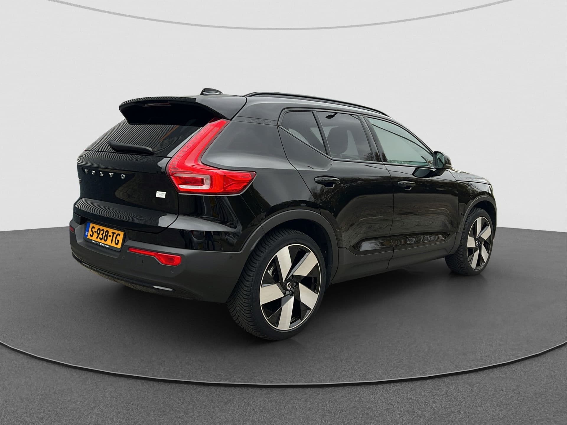 Volvo XC40 Recharge Twin Ultimate 78 kWh | 95% SOH | Pano | H&K| Intelli | 360* thumbnail 9