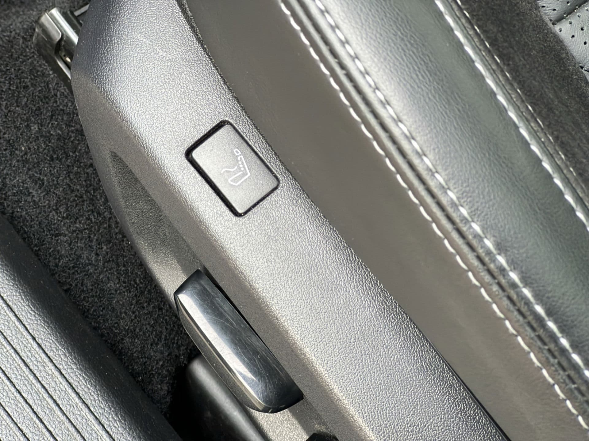 Nissan QASHQAI 1.3 MHEV Xtronic Tekna Plus | Pano | HUD | Adaptive | Bose | Leer | Keyless thumbnail 26