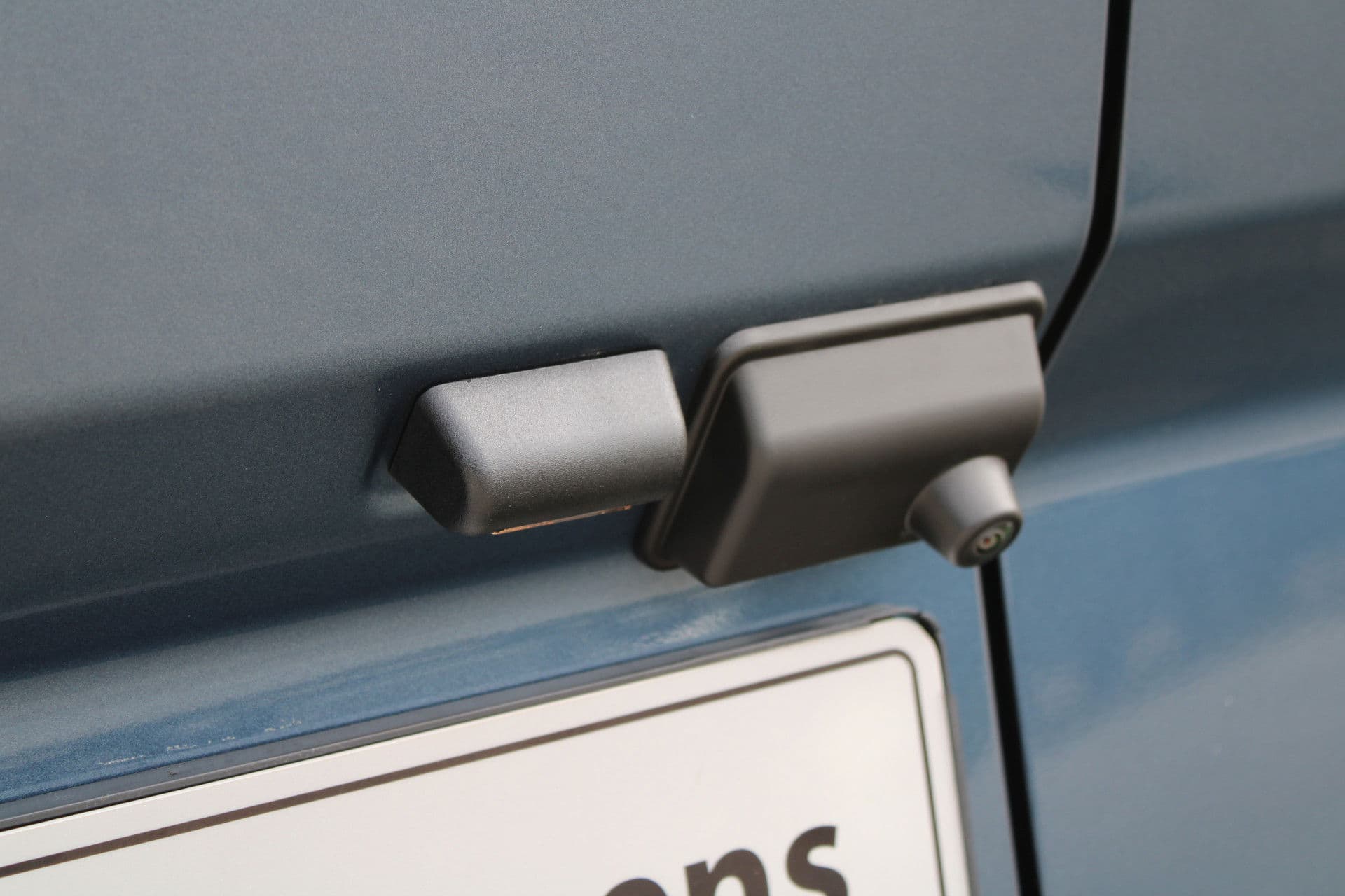 Ford Transit Custom 320 2.5 PHEV L2H1 Trend 232pk - 5 jaar GARANTIE - 2x Schuifdeur - Adaptive Cruise - Blind Spot - Navigatie - Camera - Verwarmd Stuur - Rijklaar thumbnail 36