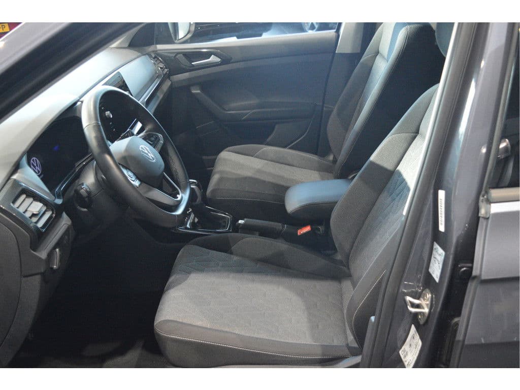 Volkswagen T-Cross 1.5 TSI LIFE carplay cruise camera led pdc 17 inch 150 pk !! thumbnail 11