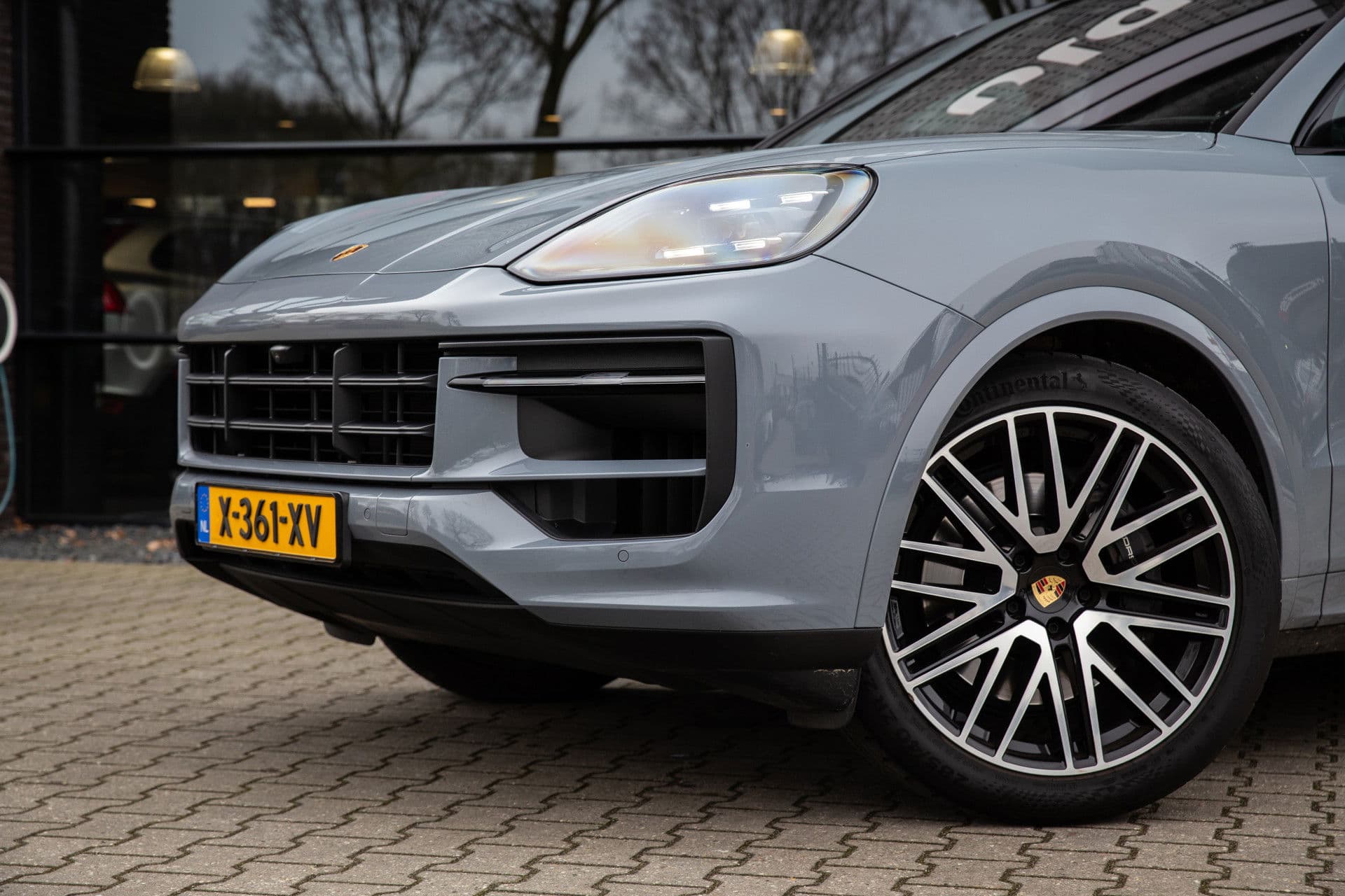 Porsche Cayenne Coupé 3.0 E-Hybrid , Panoramadak, Bijrijdersdisplay, Trekhaak, Sport Design, Origineel NL thumbnail 8