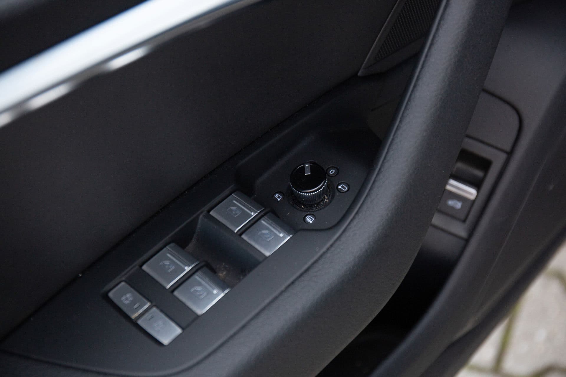 Audi A6 Avant 40 TFSI S edition Competition , Panoramadak, Trekhaak, Adaptive cruise, thumbnail 24