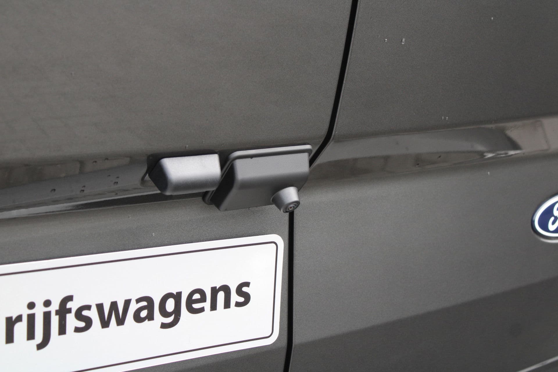 Ford E-Transit Custom 340 L2H1 Limited 65 kWh 218pk - DIRECT LEVERBAAR - 2x Schuif - LED - 360 Camera - B&O - ACC - Navi - Stoel/Stuurverwarming - Rijklaar thumbnail 47