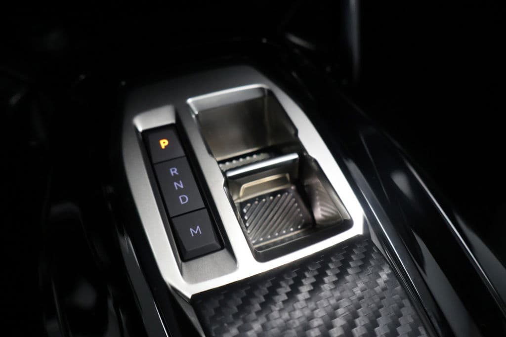 Peugeot 2008 1.2 Hybride 145 Allure | 360 Camera | Luxe thumbnail 15