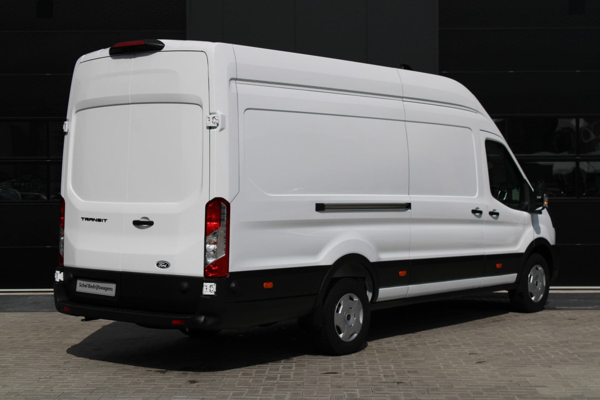 Ford Transit 350 2.0 TDCI L4H3 Trend 165pk RWD - Carplay - Android - Cruise - Camera - 270gr deuren - Rijklaar thumbnail 3