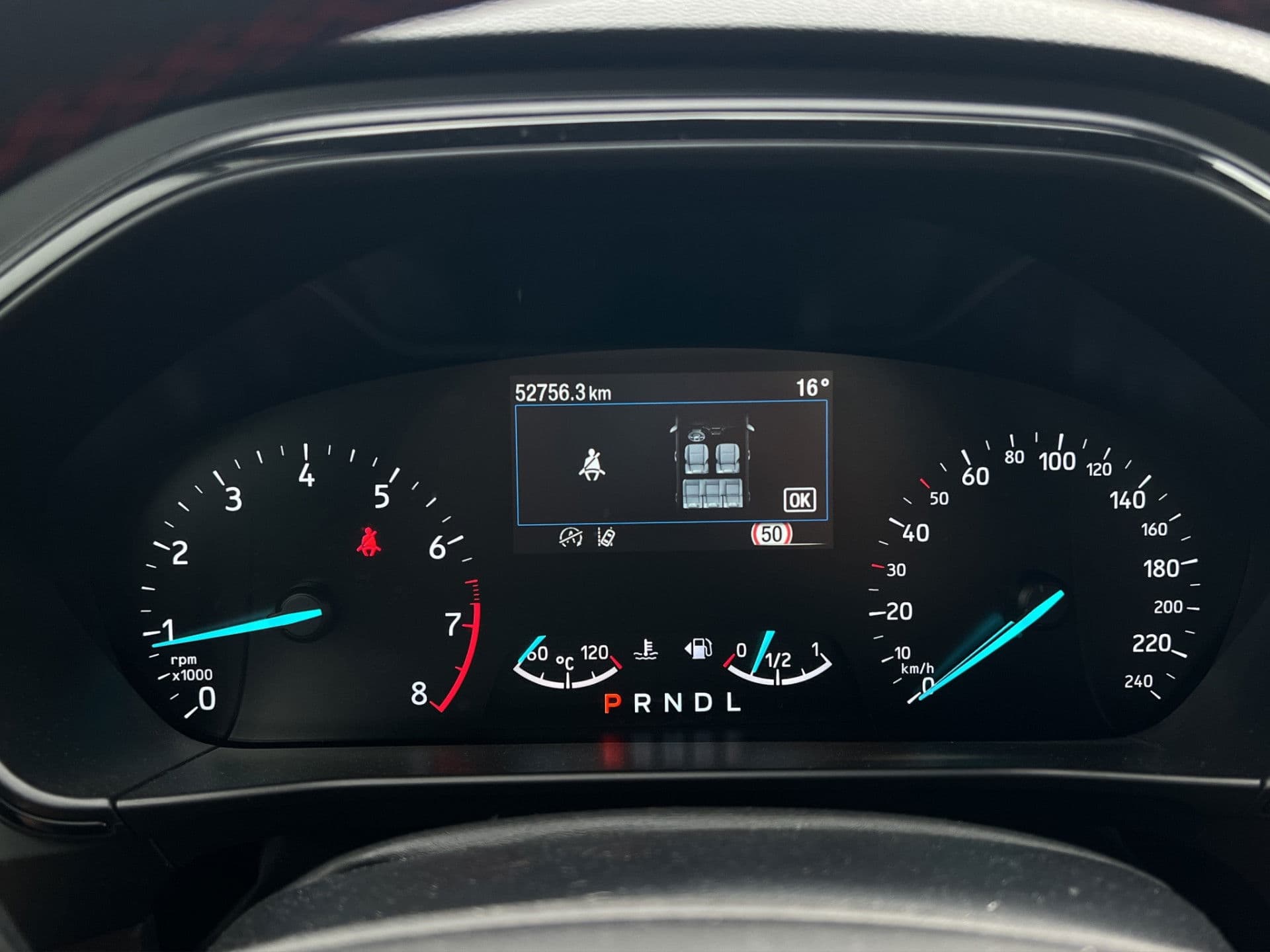 Ford FOCUS Wagon 1.0 EcoBoost Hybrid ST Line | Head-Up | Winter Pack | Driver Assist pack thumbnail 14