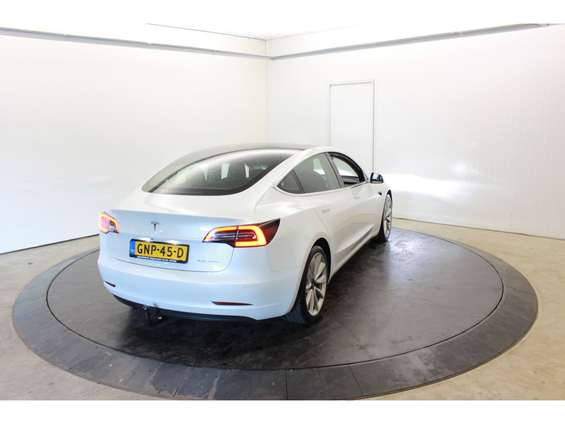 Tesla Model 3 Long Range AWD 75 kWh | Trekhaak | 19" | Autopilot | FSD Comp | Leder | Camera | Panodak thumbnail 18