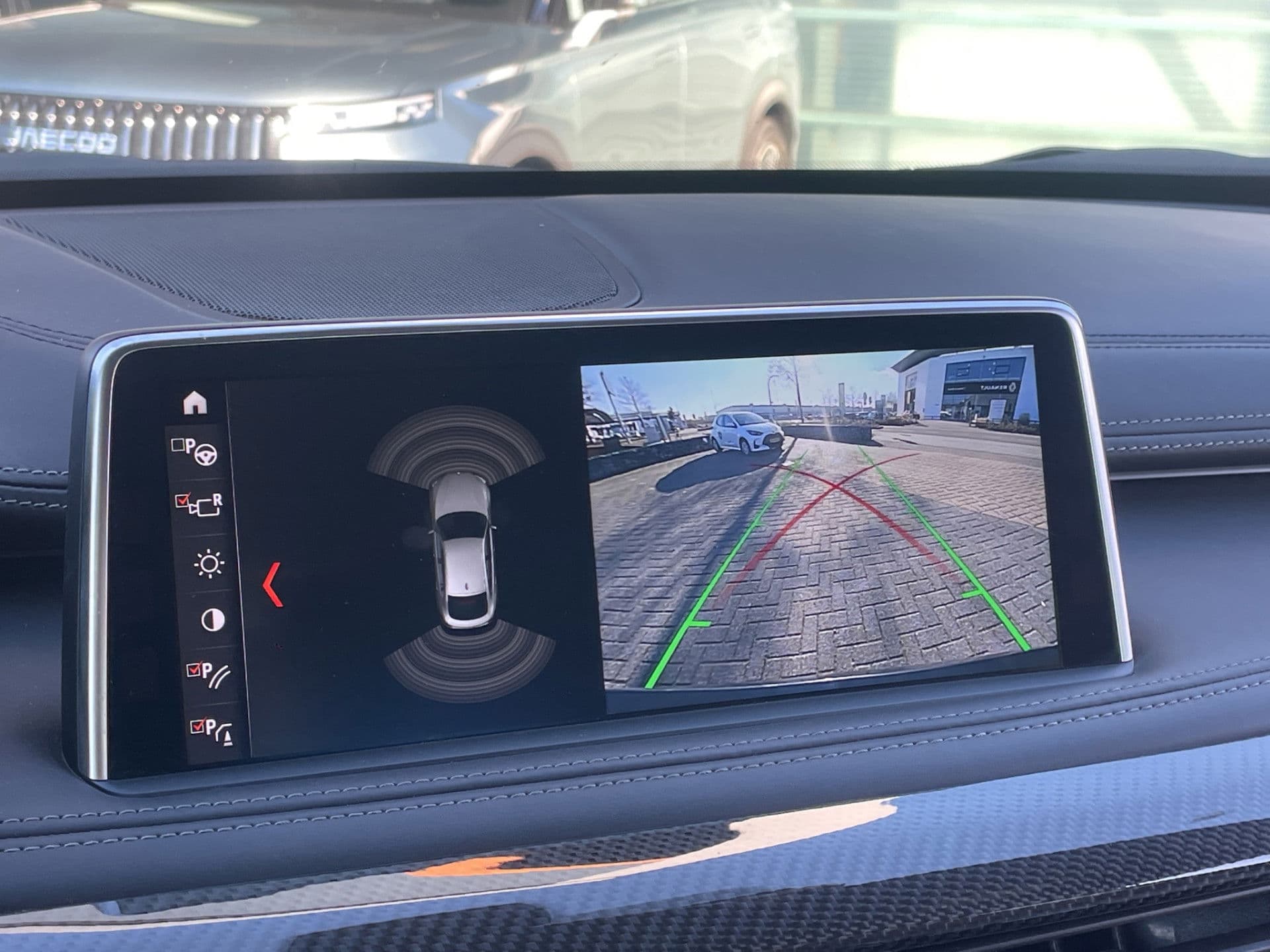 BMW X6 M | Pano | H&K | Memory | Trekhaak | Elek achtkl | thumbnail 23