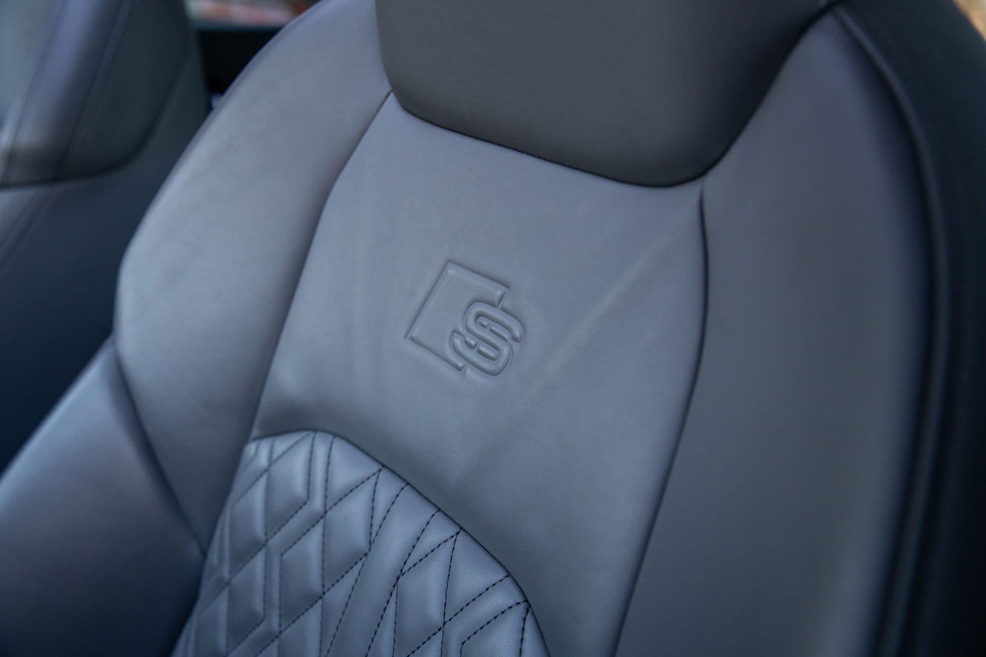 Audi E-tron S quattro 95 kWh , Trekhaak, Panoramadak, Adaptive cruise, 360-graden camera, thumbnail 3