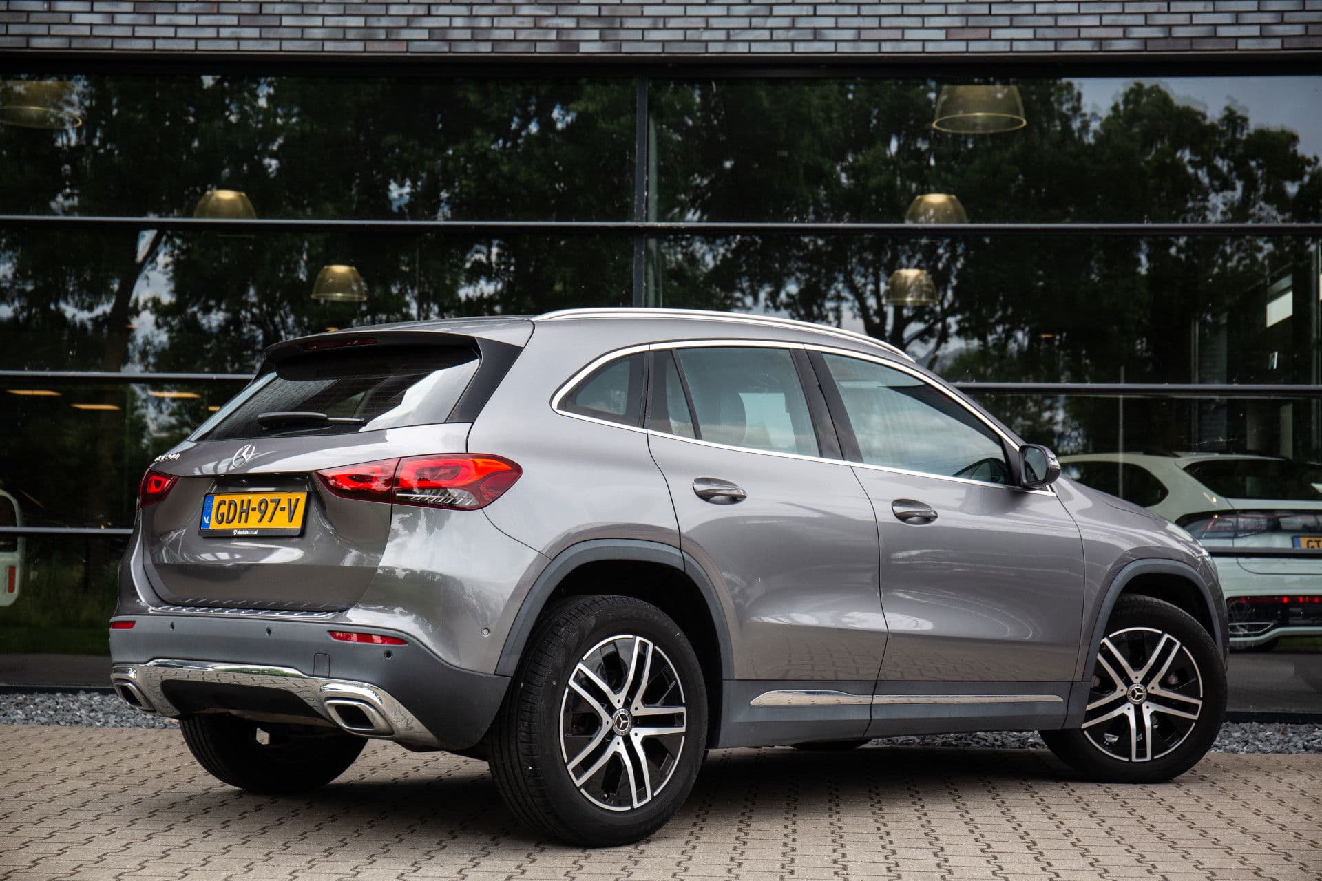 Mercedes-Benz GLA 200 AMG Line , Achteruitrijcamera, Stoelverwarming, Elek. achterklep thumbnail 4