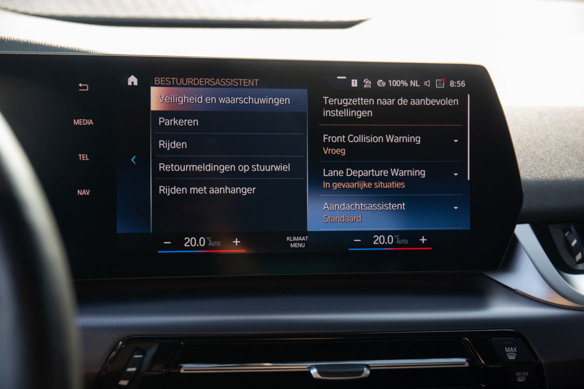 BMW 2 Serie Active Tourer 225e xDrive M-Sport , Trekhaak, Sportstoelen, Achteruitrijcamera thumbnail 17