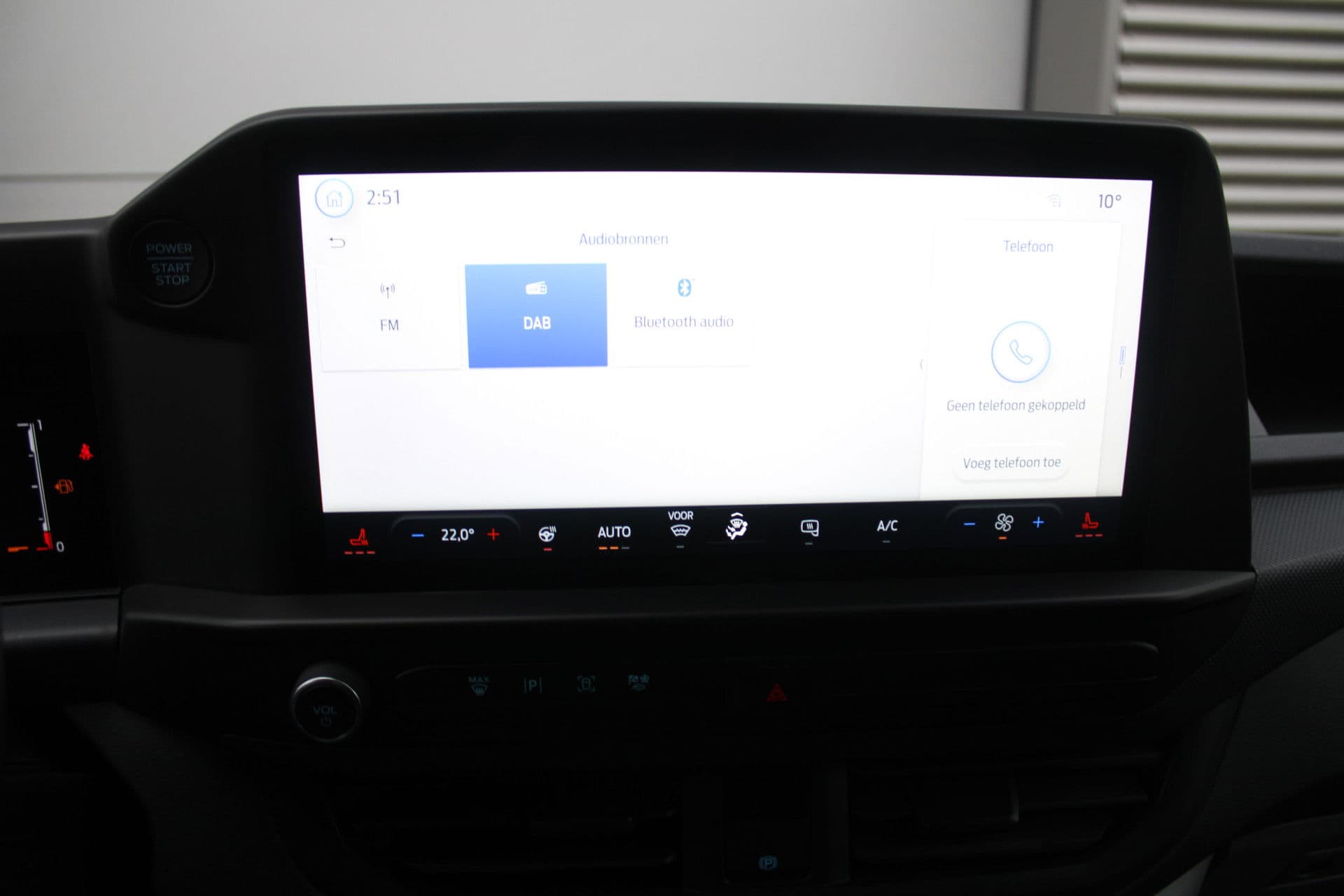 Ford Transit Custom 320 2.0 TDCI L2H1 Trend DC 136pk - Raptor Grill - Styling Pack - LM velgen - Betimmering - Camera - Trekhaak - LED koplampen - Rijklaar thumbnail 17