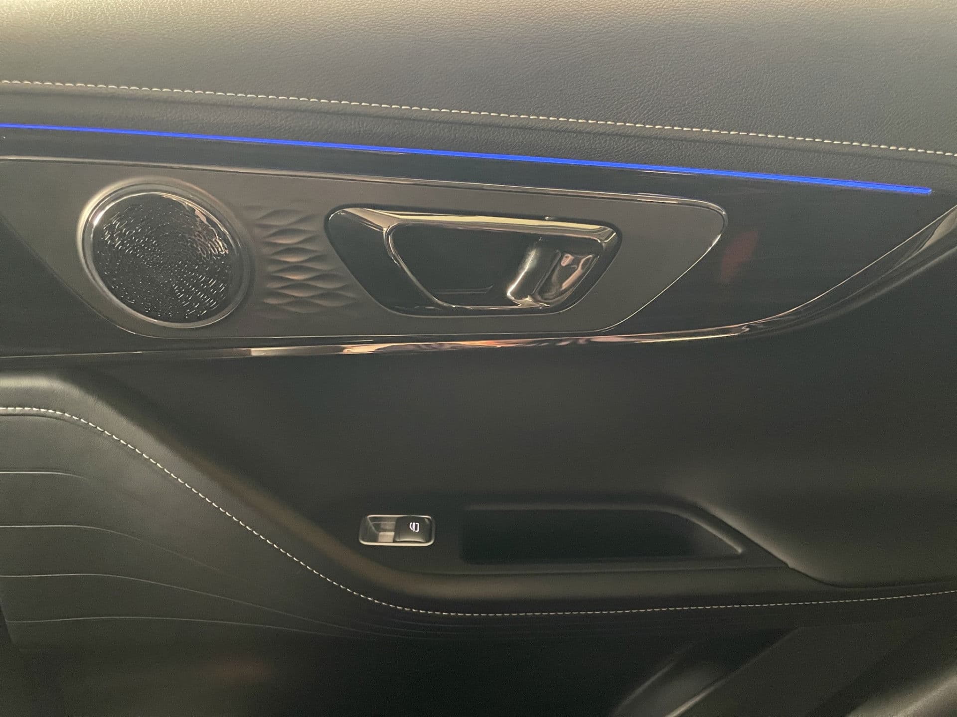 Omoda 5 1.6 T-GDi SHS-H Premium | 1000km range | Pano/schuifdak | 360 Camera! thumbnail 24