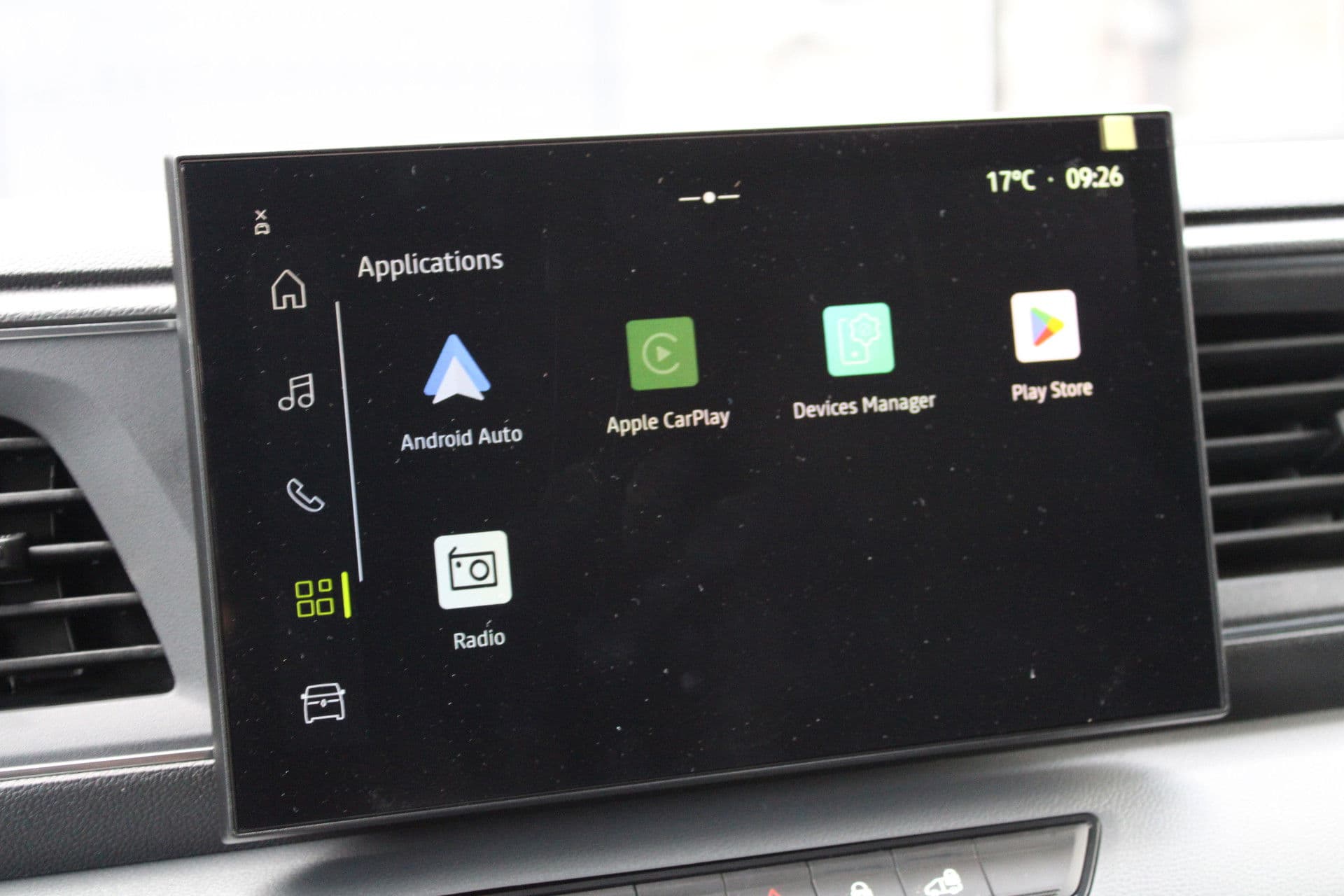 Renault Master T35 2.0 dCi 170pk L2H2 Extra - Navigatie - Camera - 270 gr deuren - Parkeersensoren - Draadloos laden - Rijklaar thumbnail 26