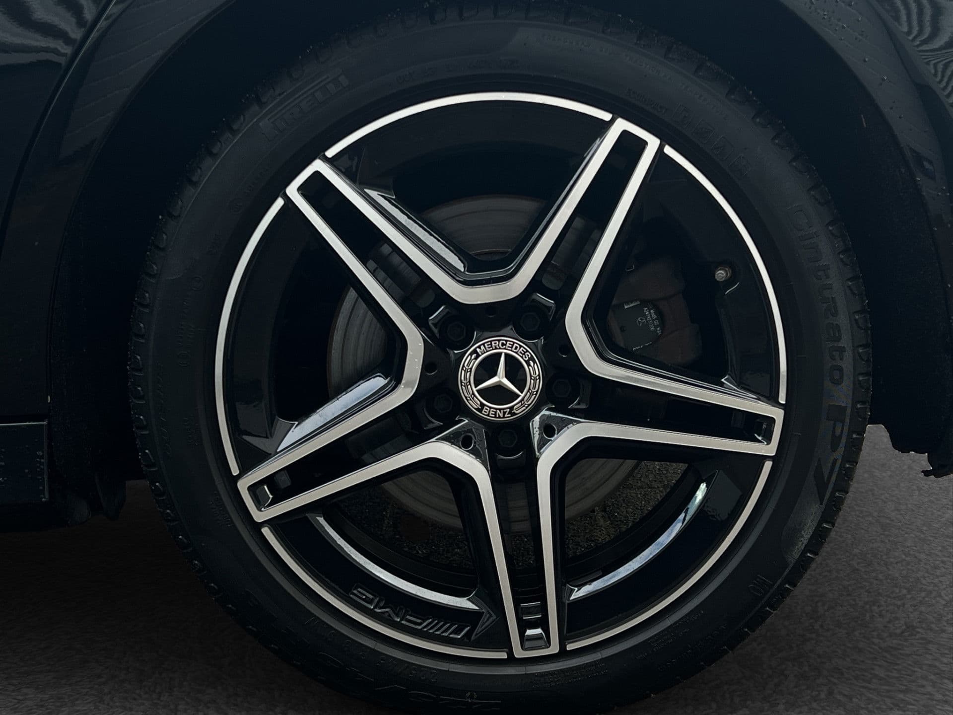 Mercedes-Benz A-Klasse 250 e AMG Premium Plus | Pano | NAP | Sfeerverl | Burmester | Camera | Stoelverw | thumbnail 19